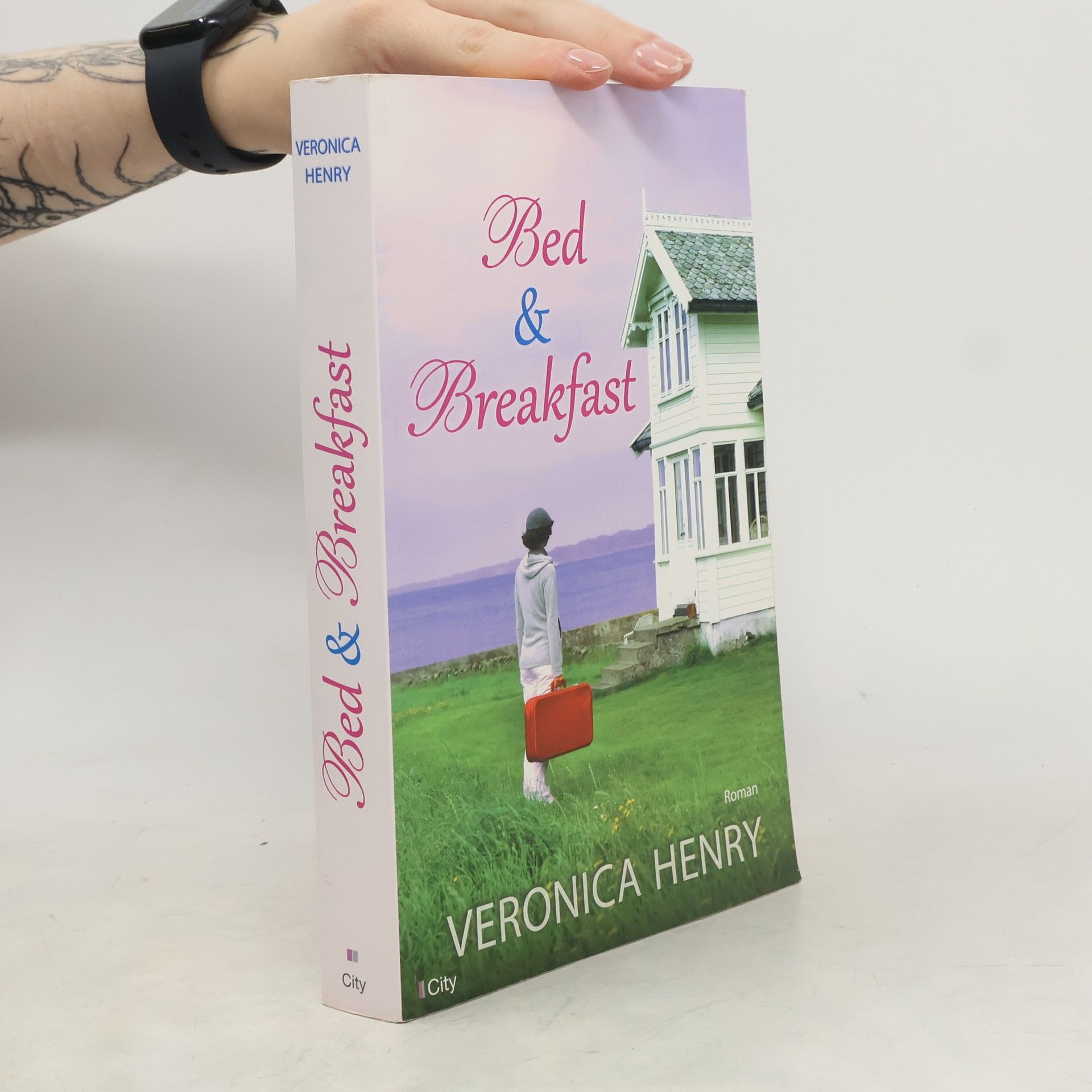 Veronica Henry Bed & Breakfast