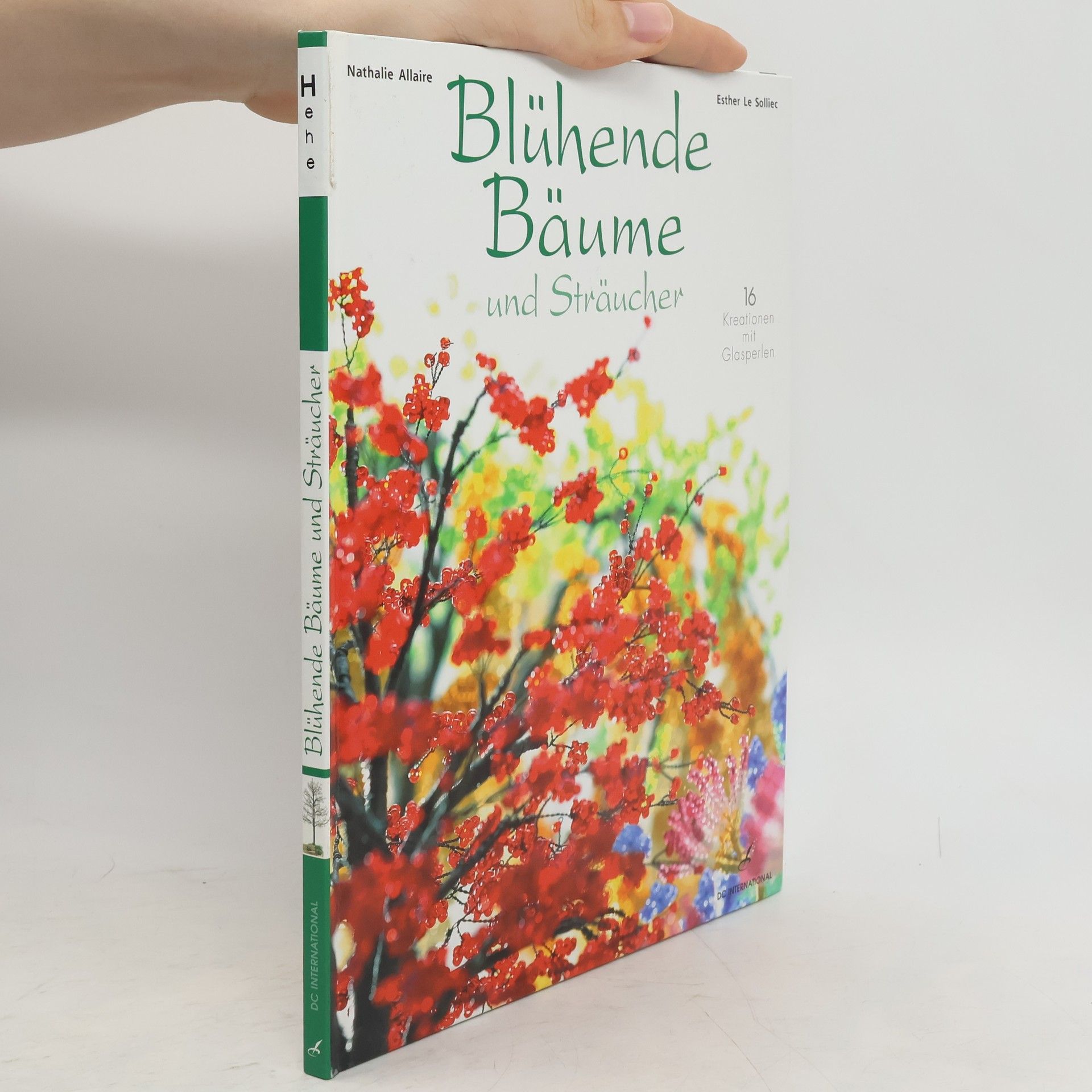 Blühende Bäume und Sträucher