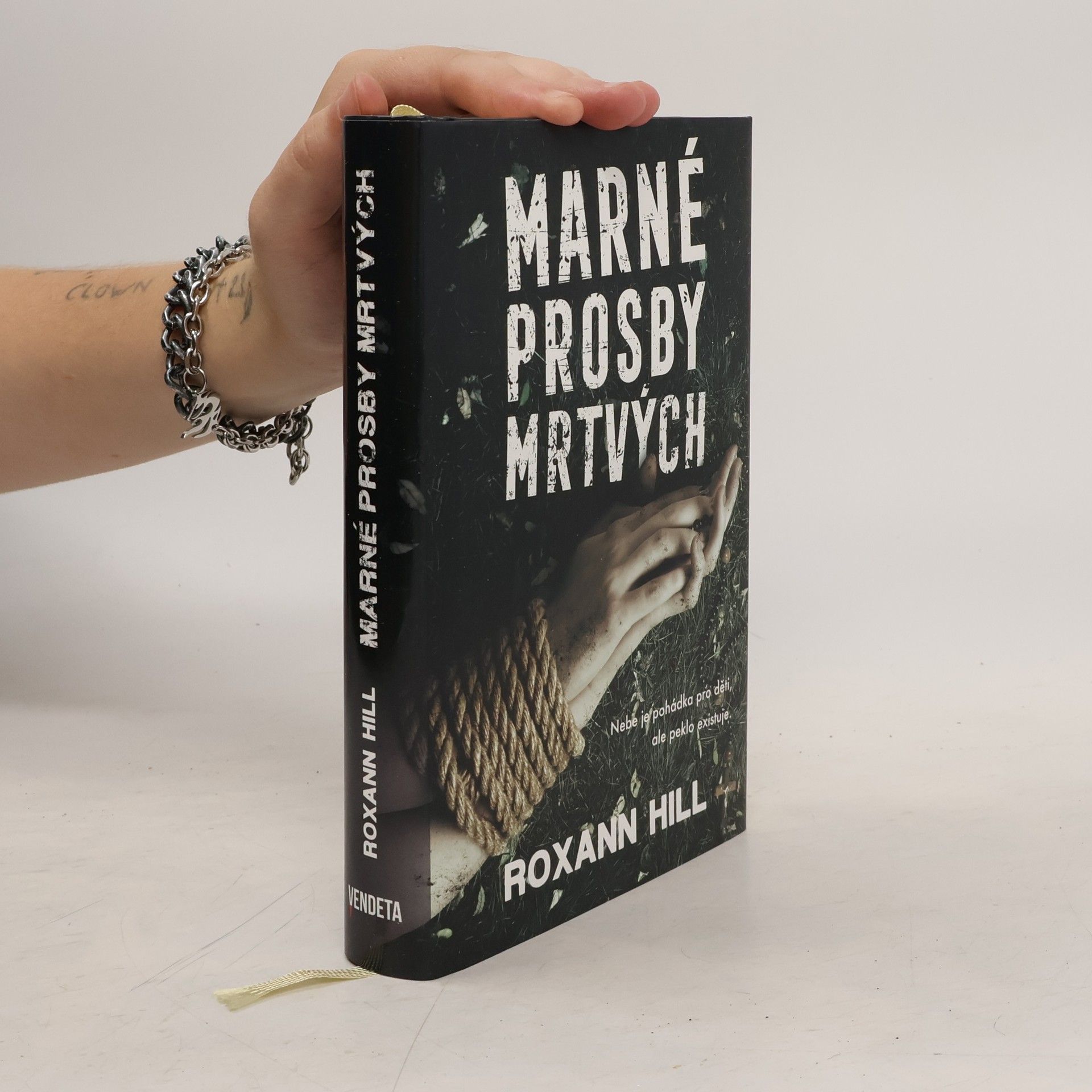 Roxann Hill Marné prosby mrtvých