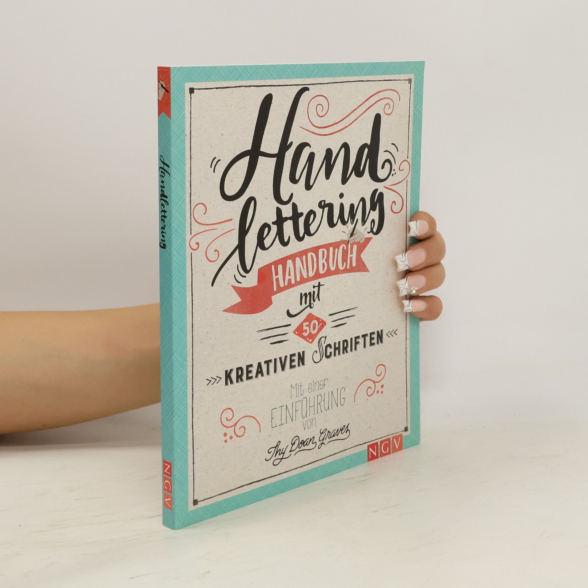 Thy Doan Graves Handlettering