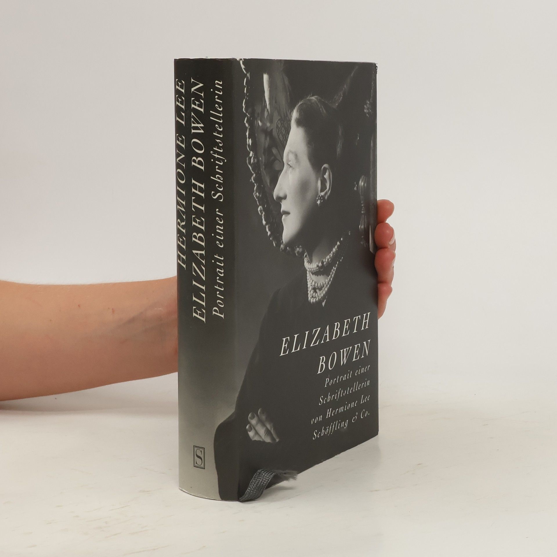 Hermione Lee Elizabeth Bowen