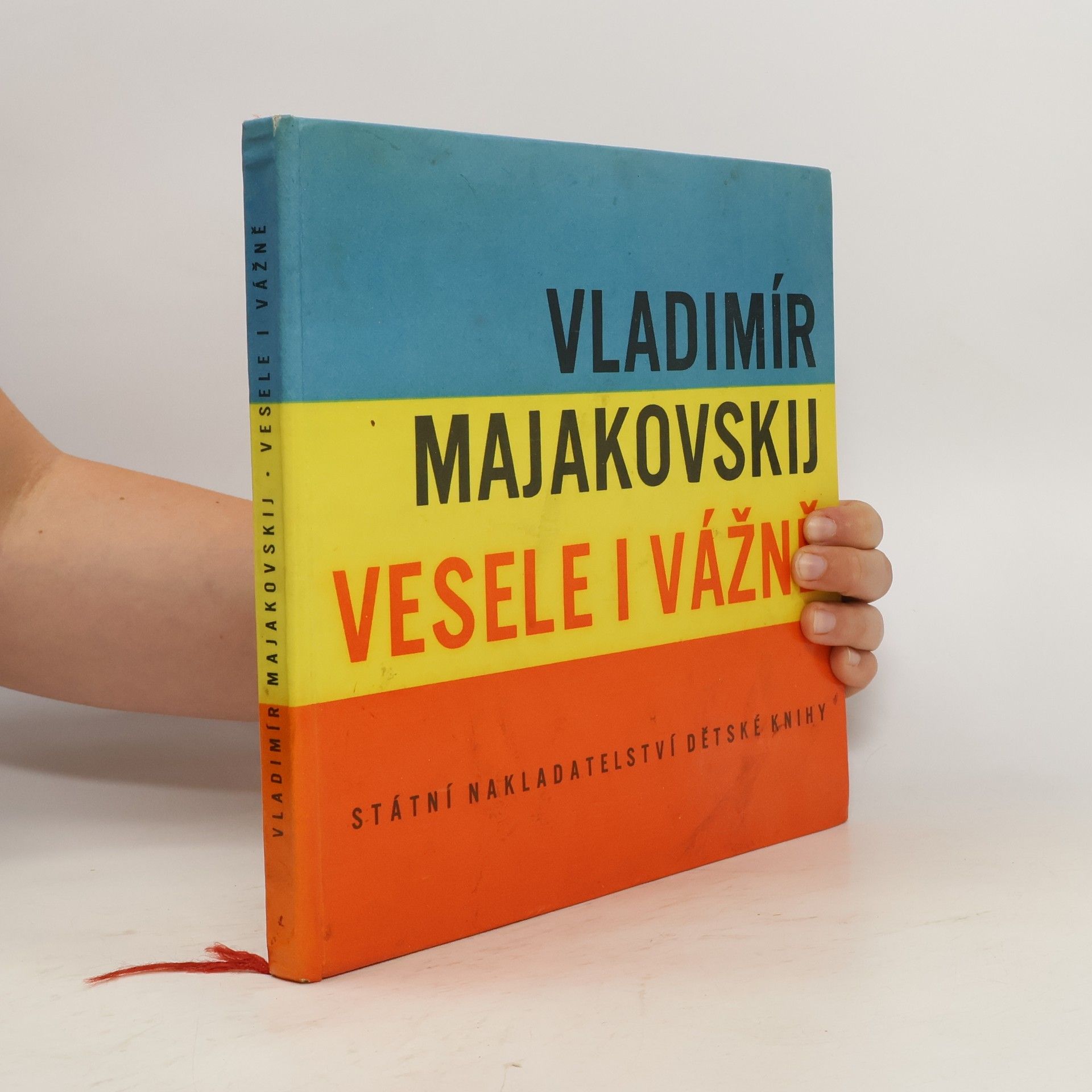 Vladimir Vladimirovič Majakovskij Vesele i vážně