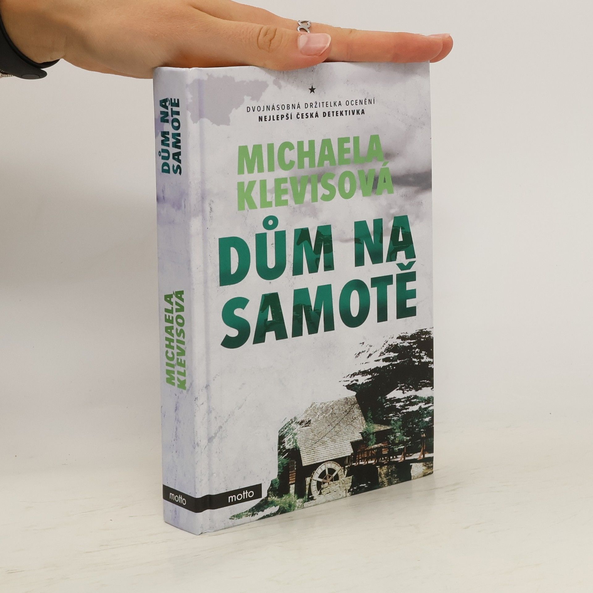 Michaela Klevisová Dům na samotě