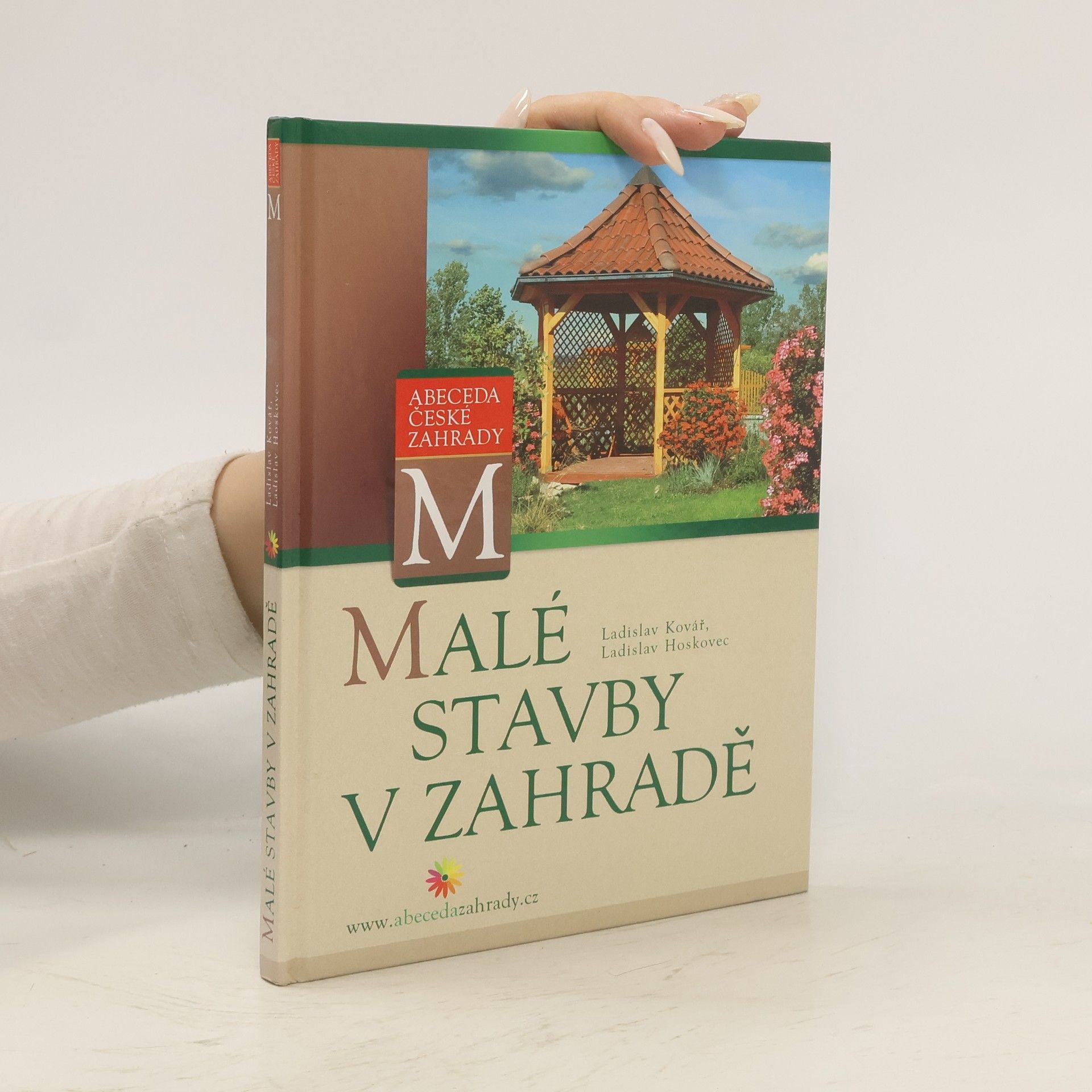 Malé stavby v zahradě