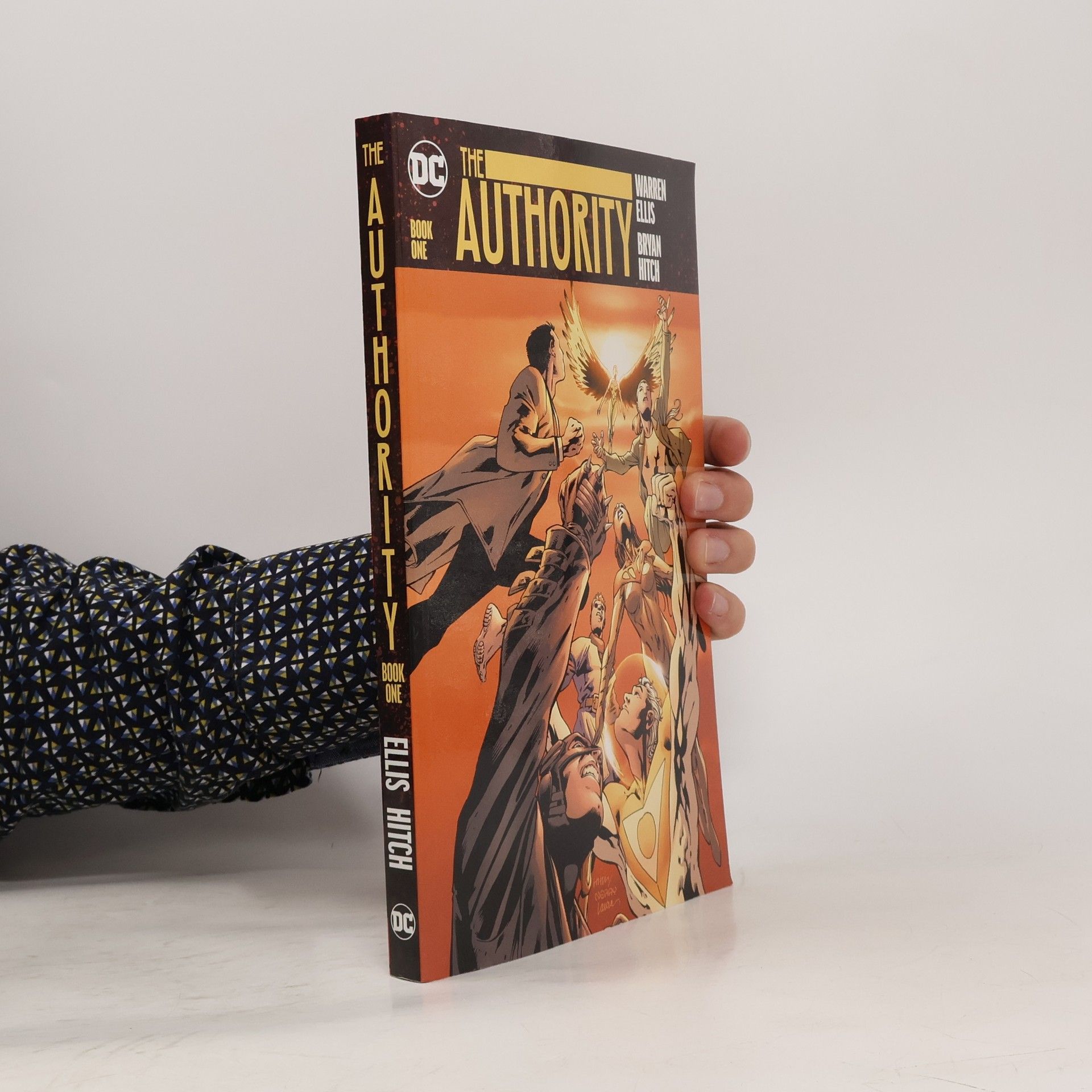 Warren Ellis The Authority: Book One
