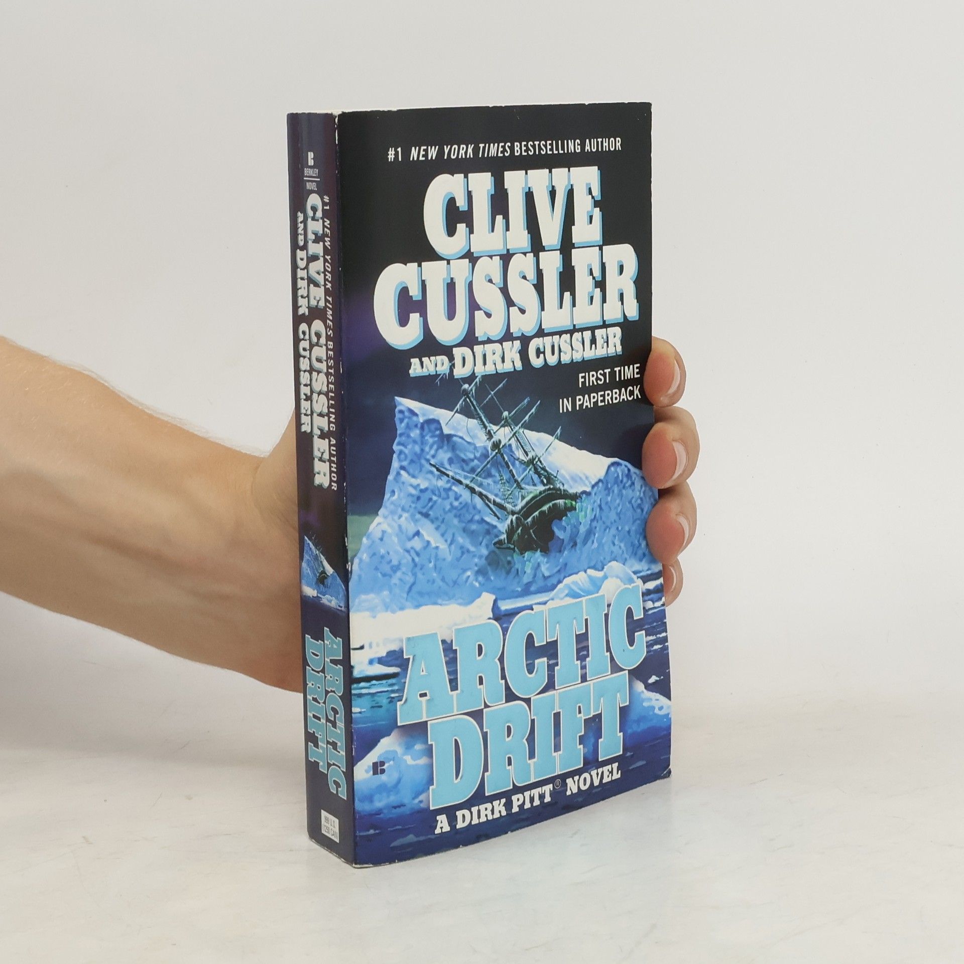 Clive Cussler Arctic drift