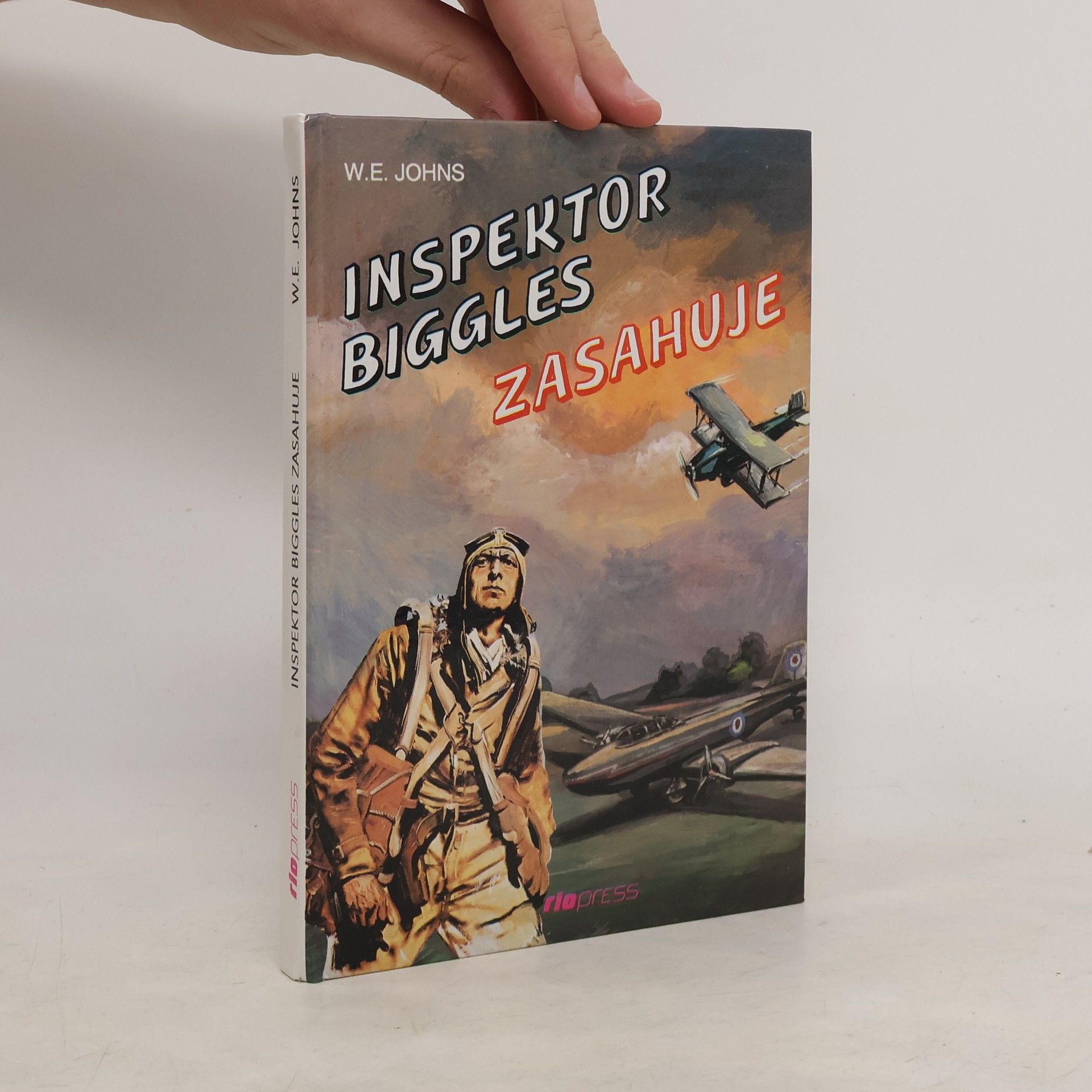 W. E. Johns Inspektor Biggles zasahuje