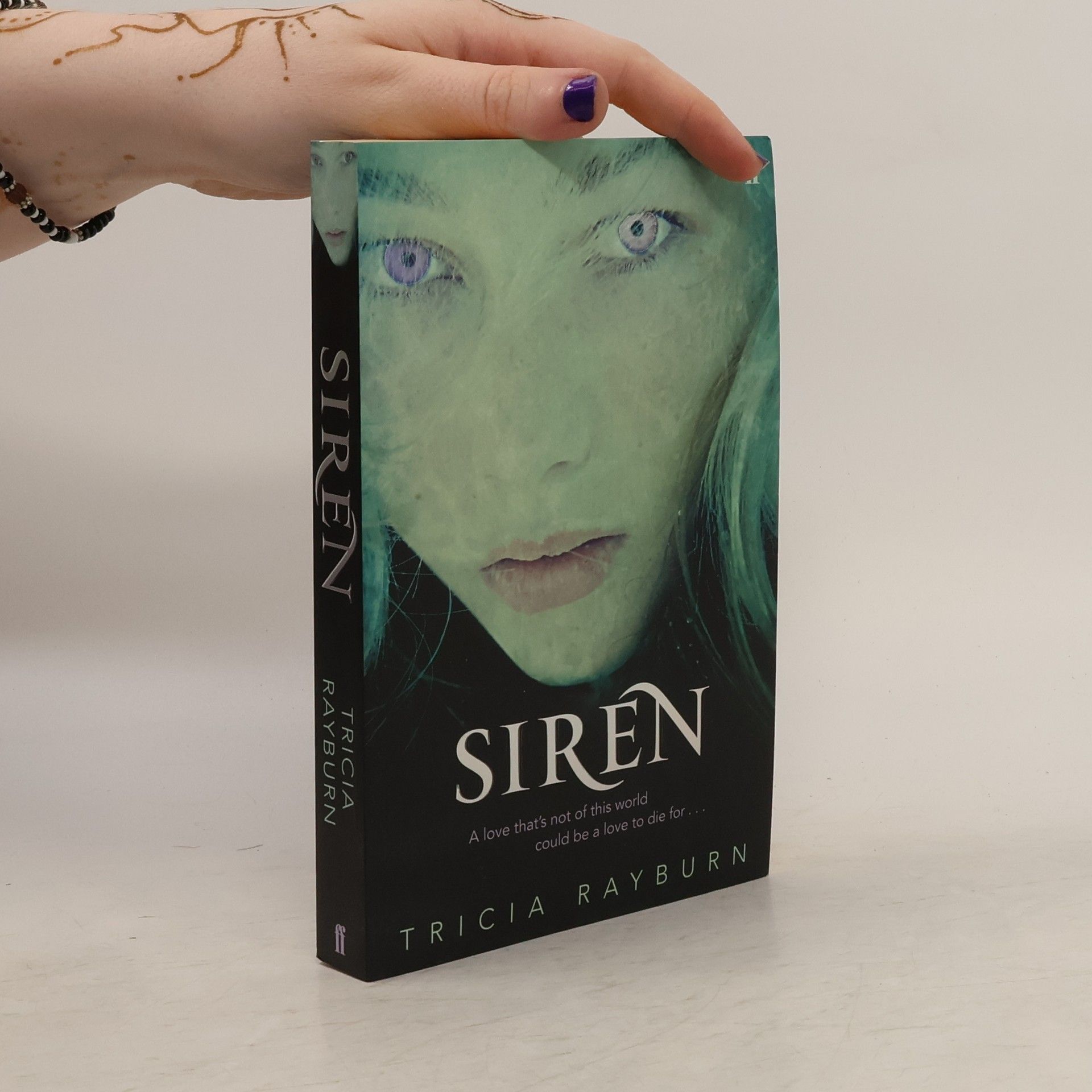 Tricia Rayburn Siren