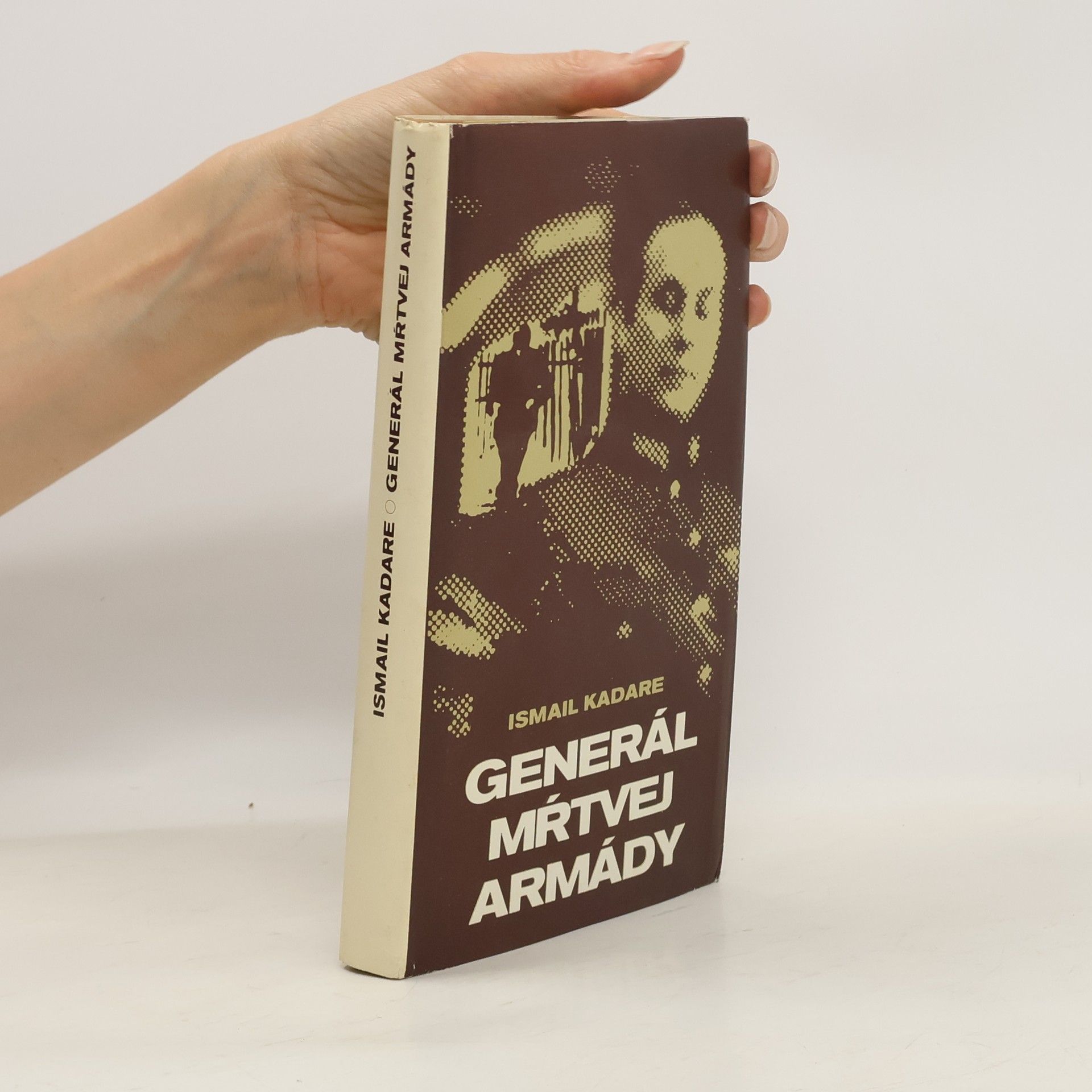 Ismail Kadare Generál mŕtvej armády