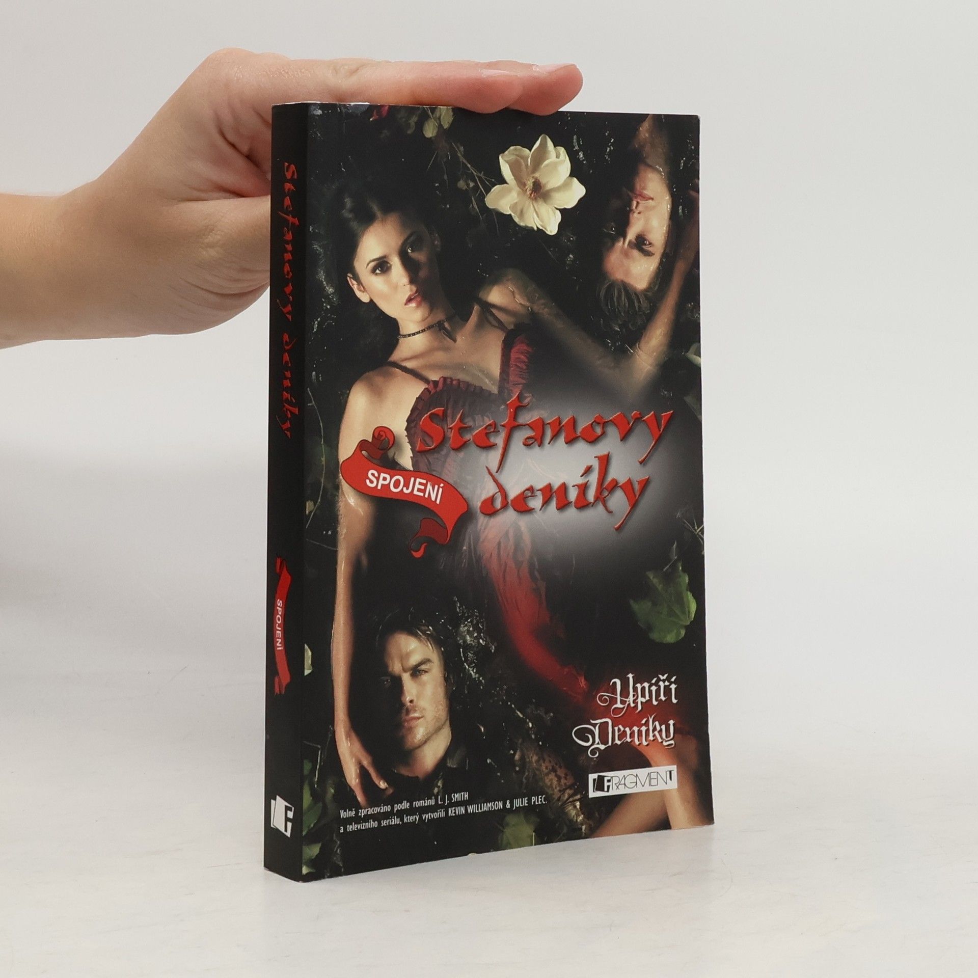 Lisa J. Smith Spojení