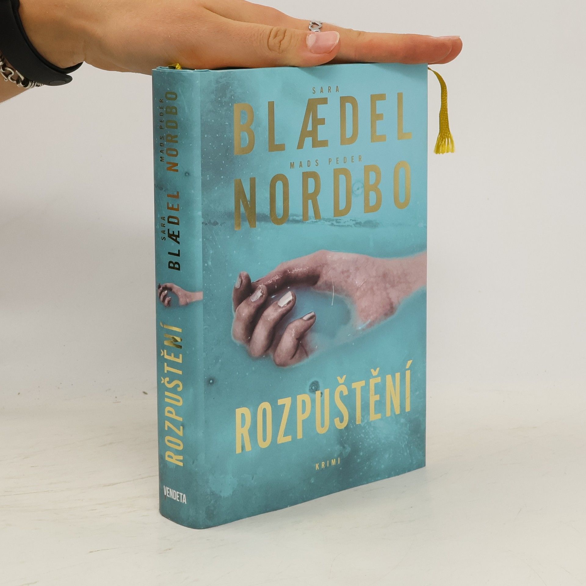 Sara Blædel Rozpuštění