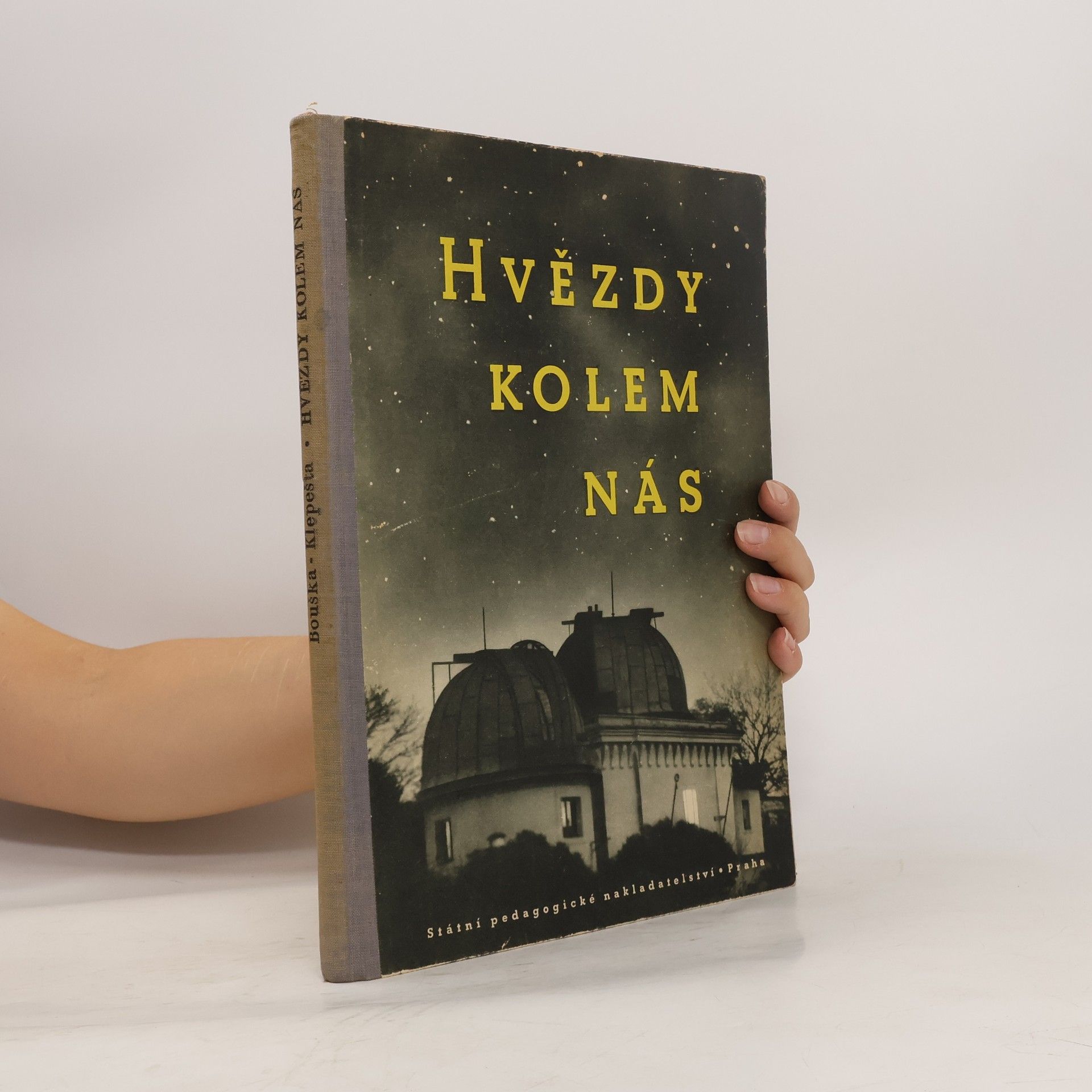 Autores varios Hvězdy kolem nás