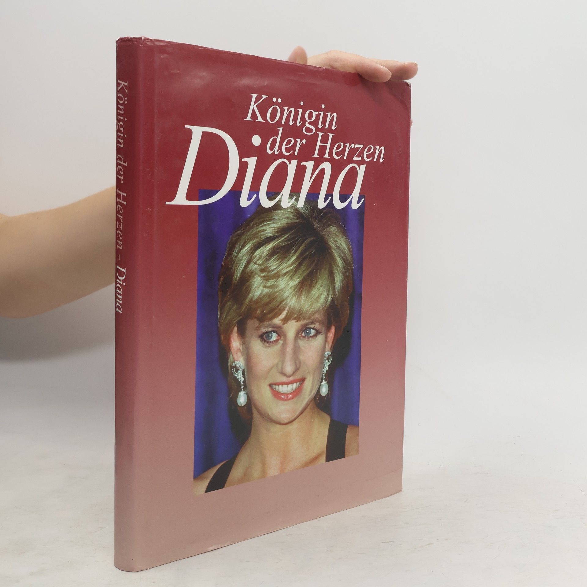 Collectif d'auteurs Königin der Herzen Diana