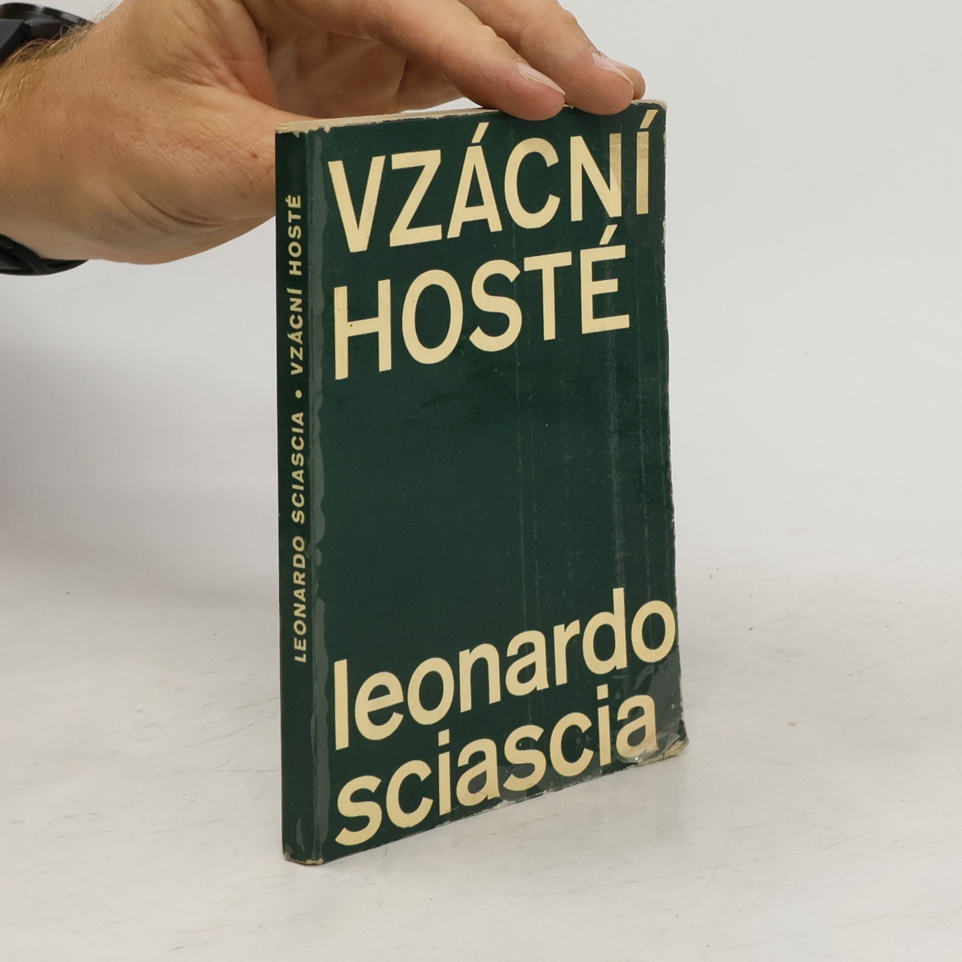 Leonardo Sciascia Vzácní hosté