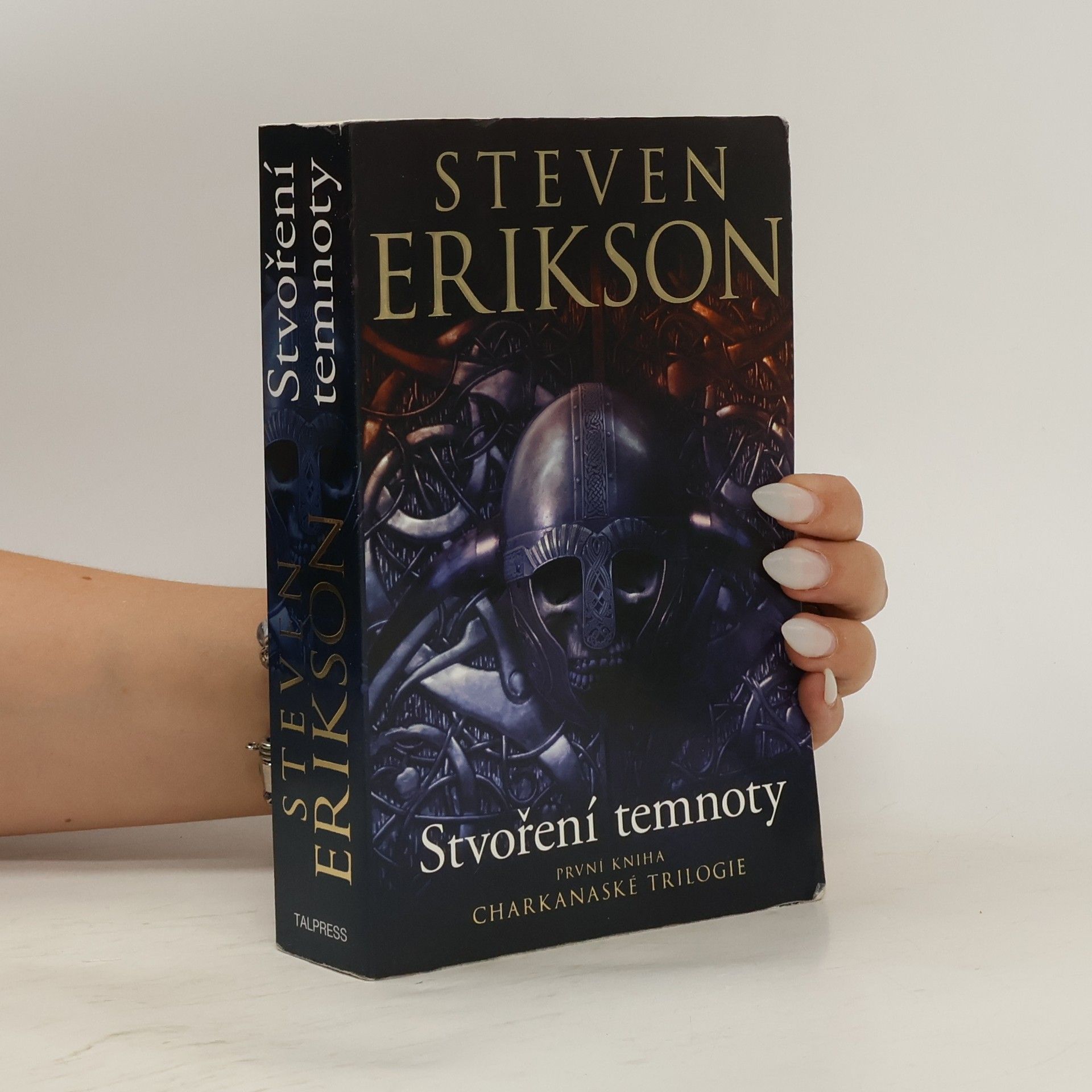 Steven Erikson Stvoření temnoty