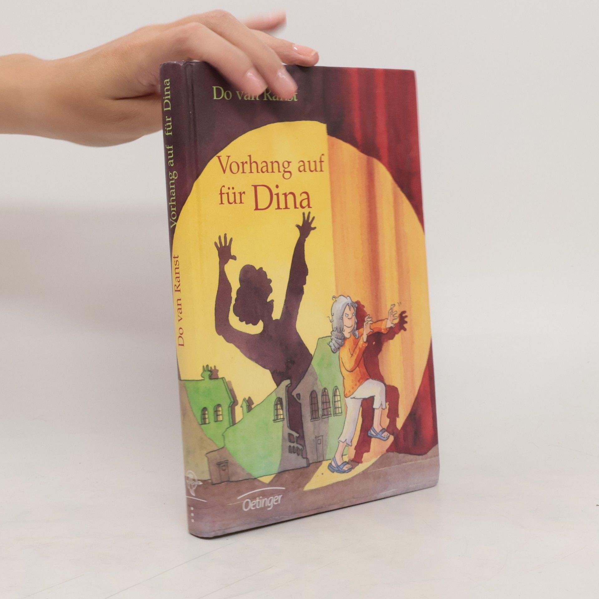 Do Van Ranst Vorhang auf für Dina