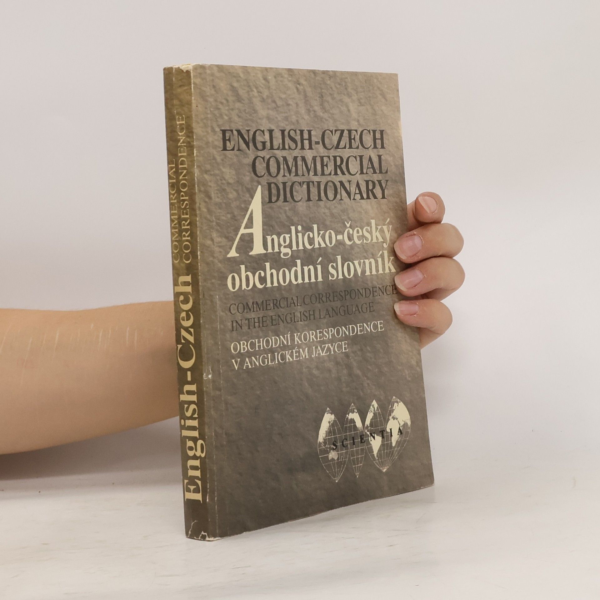 Dagmar Dvořáková Anglicko-český obchodní slovník s přílohou Anglicko-české obchodní korespondence