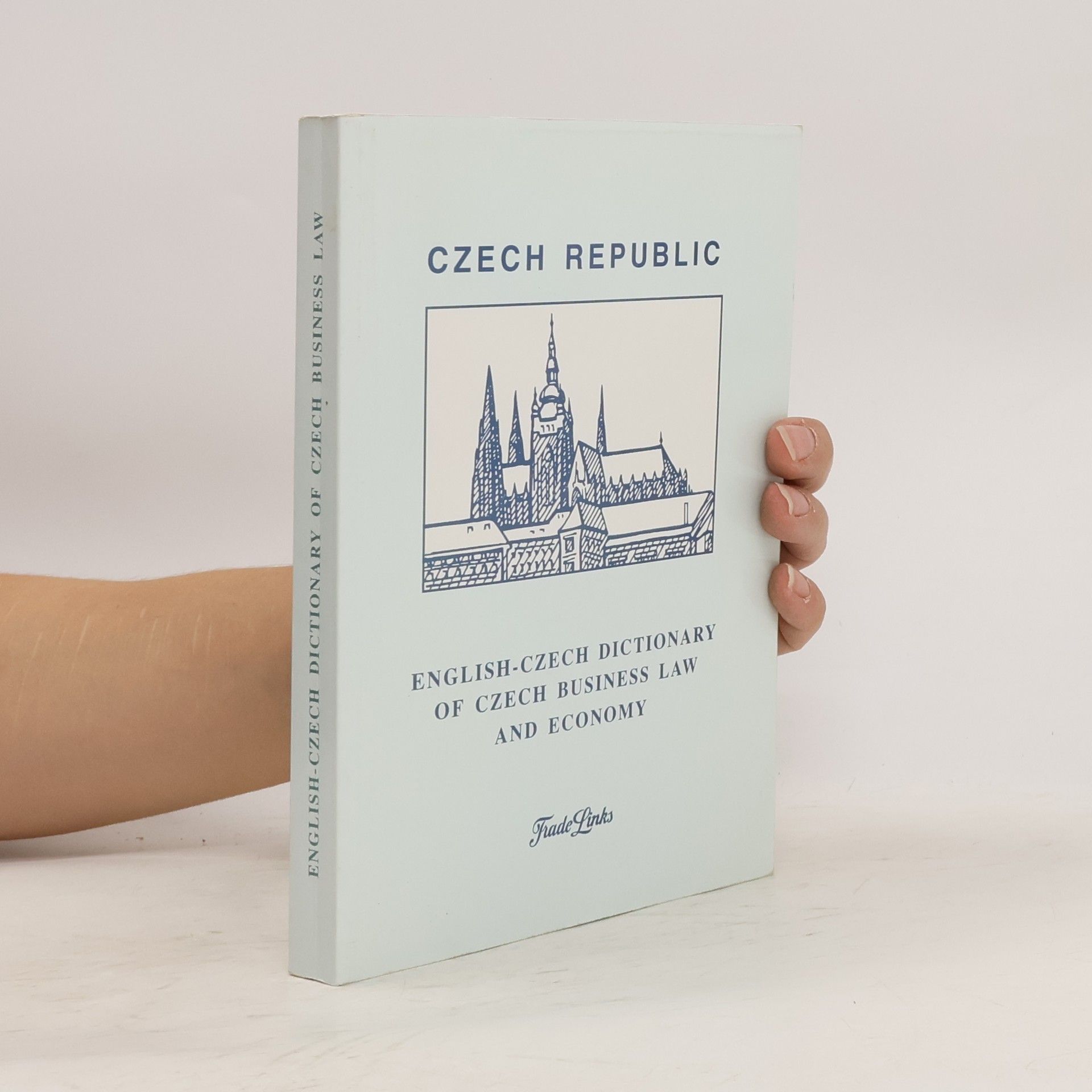Autores varios English-Czech dictionary of Czech business law and economy