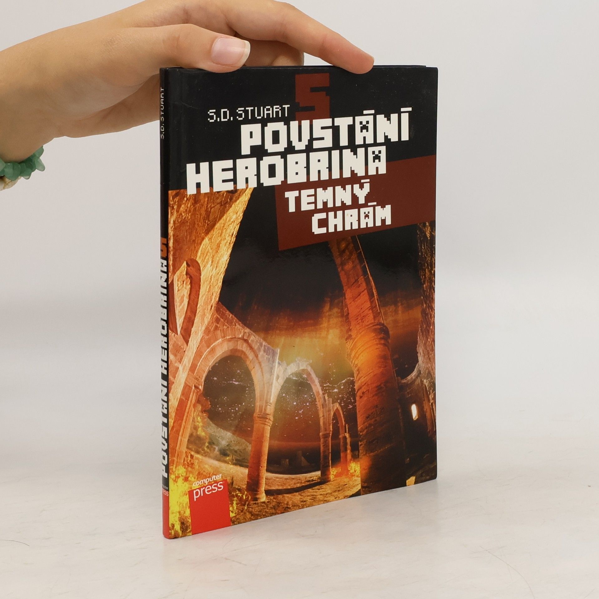 Stuart Dean Povstání Herobrina. 5, Temný chrám