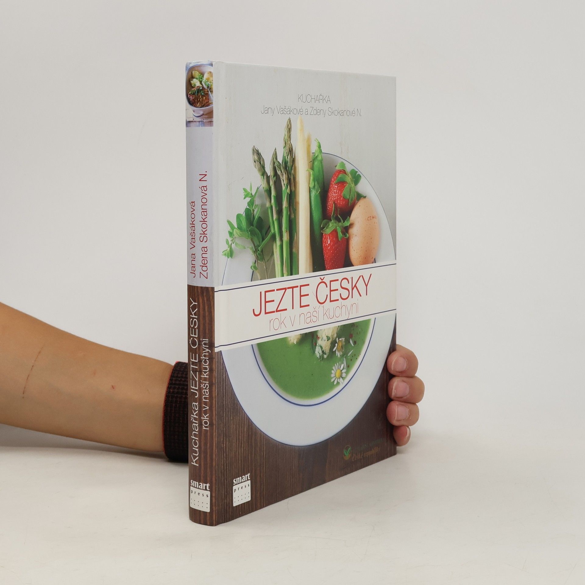 Jezte česky : rok v naší kuchyni