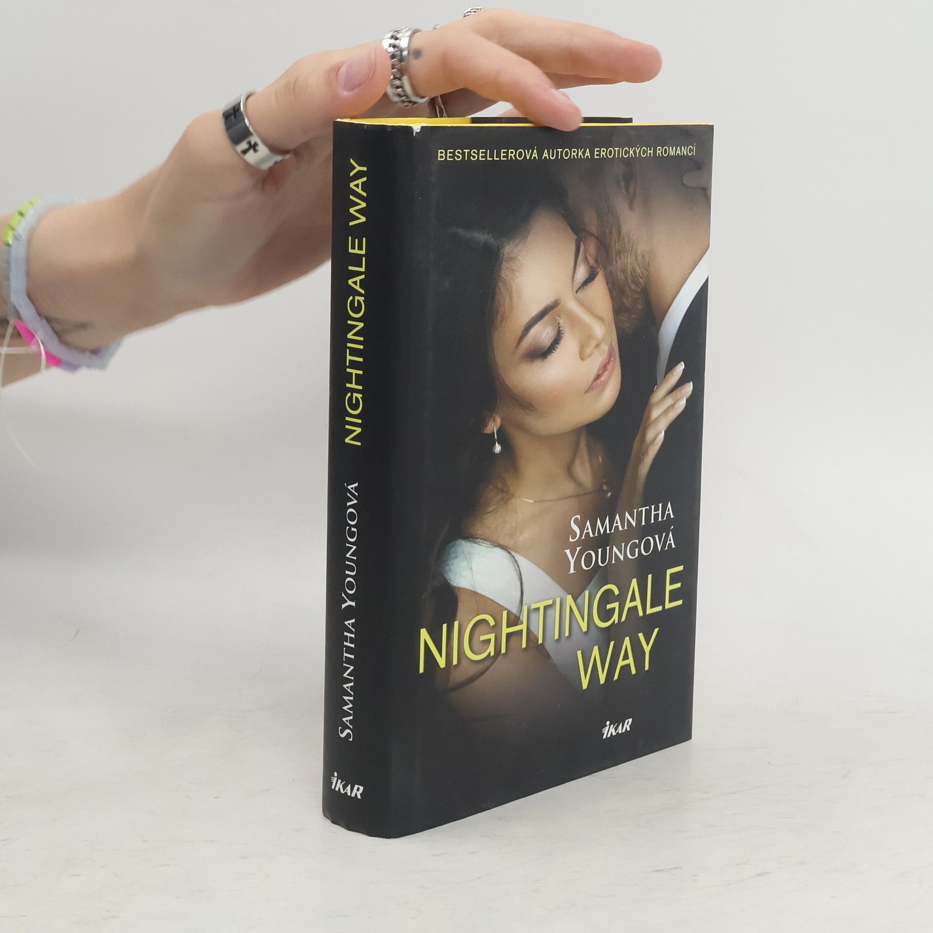 Samantha Young Nightingale Way