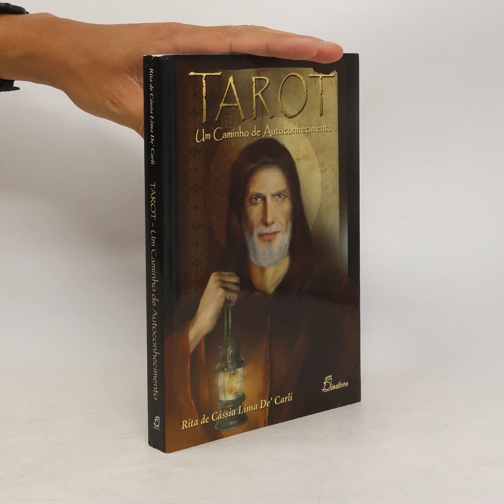 Rita de Cássia Lima De' Carli Tarot. Um caminho para o autoconheci