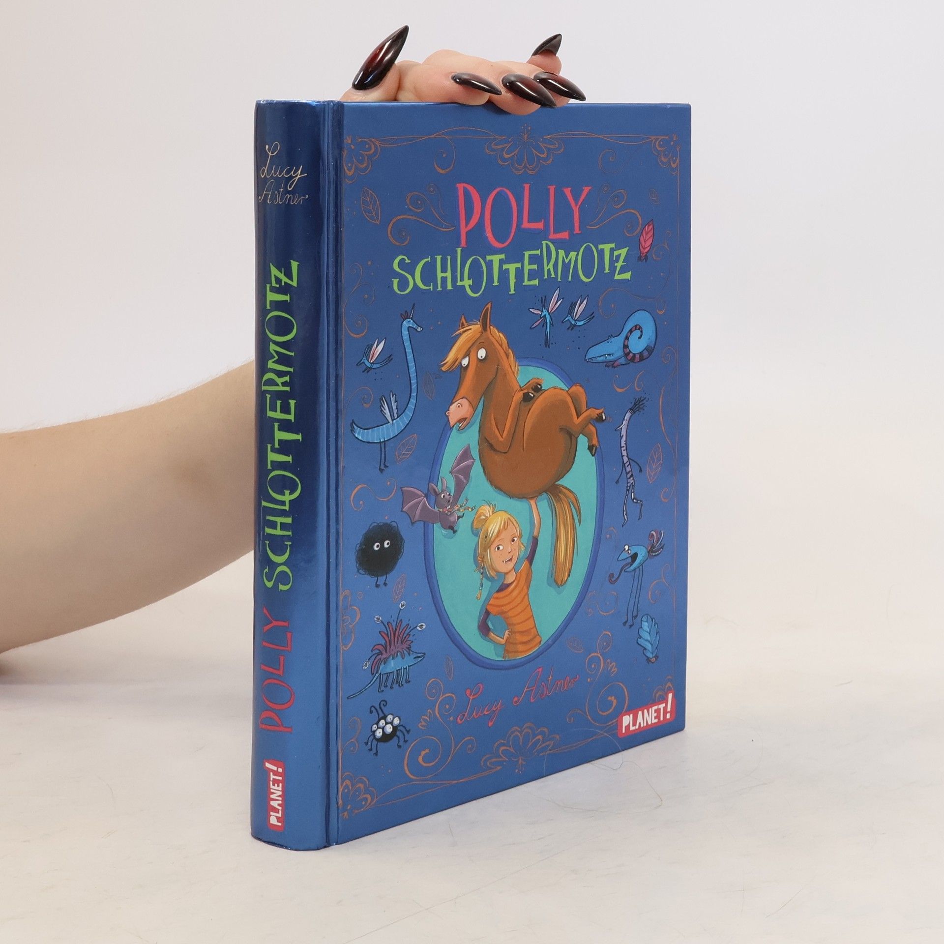 Lucy Astner Polly Schlottermotz