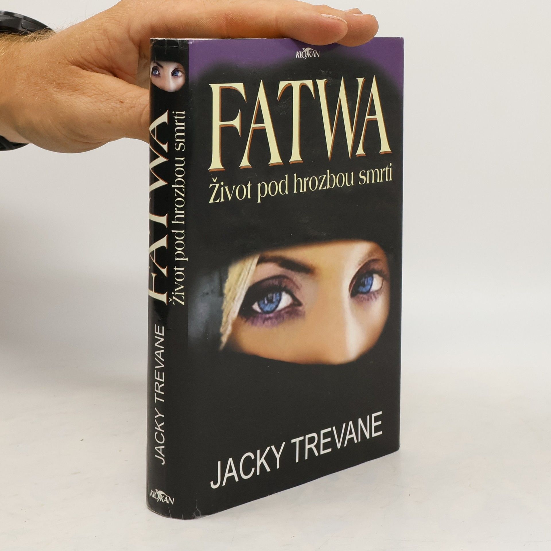 Jacky Trevane Fatwa: život pod hrozbou smrti