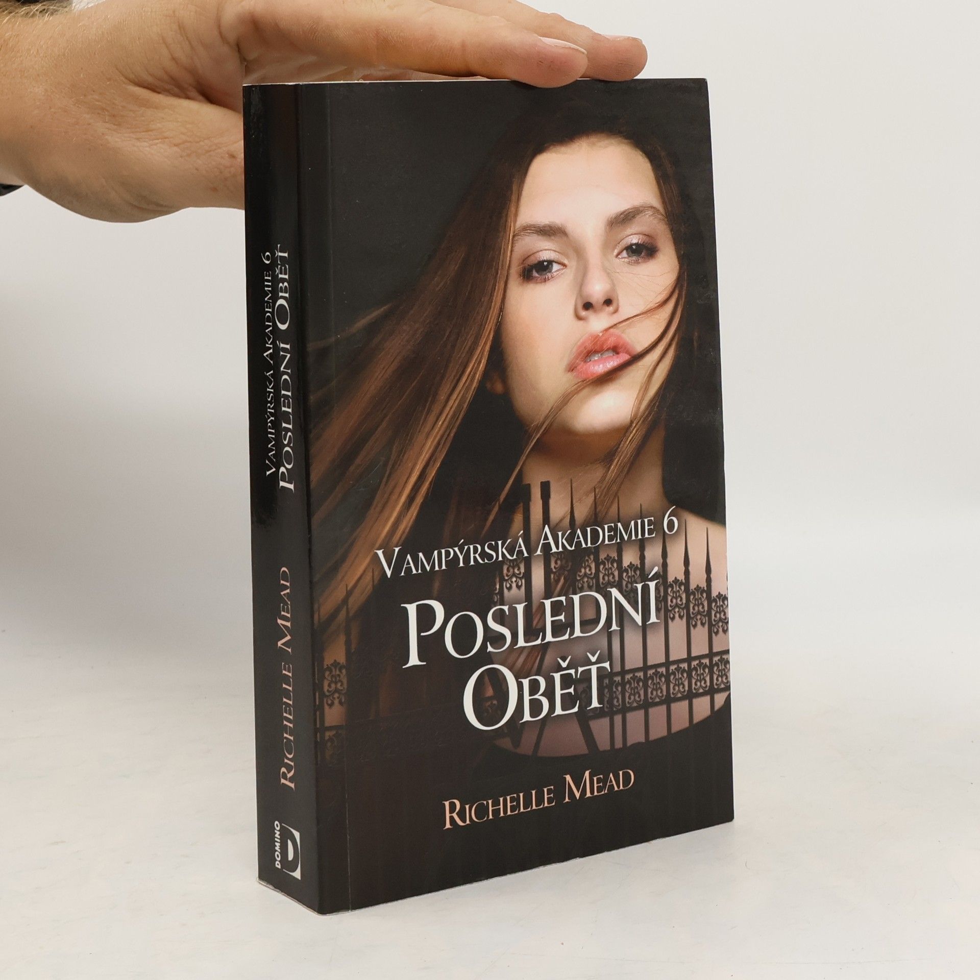 Richelle Mead Poslední oběť