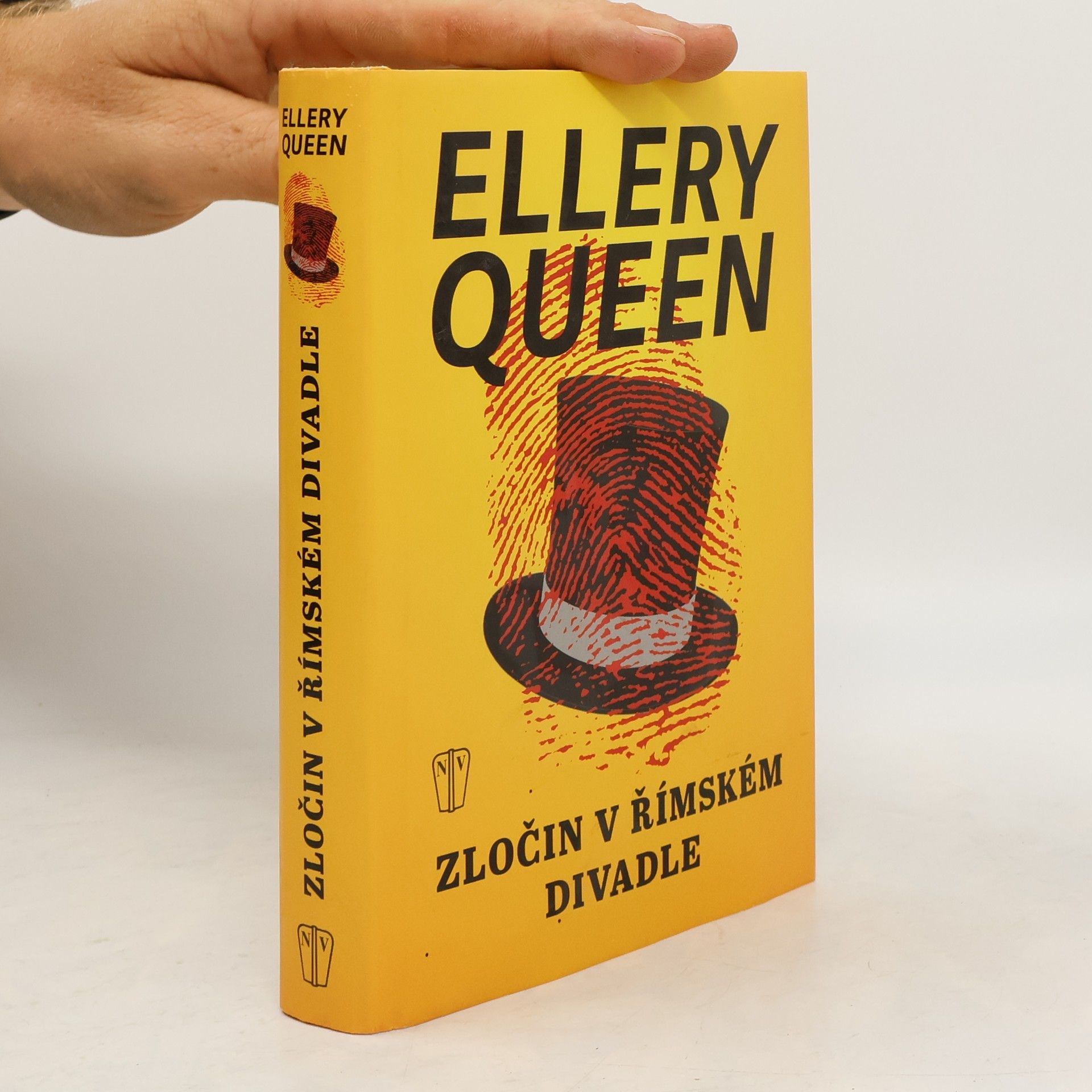 Ellery Queen Zločin v Římském divadle