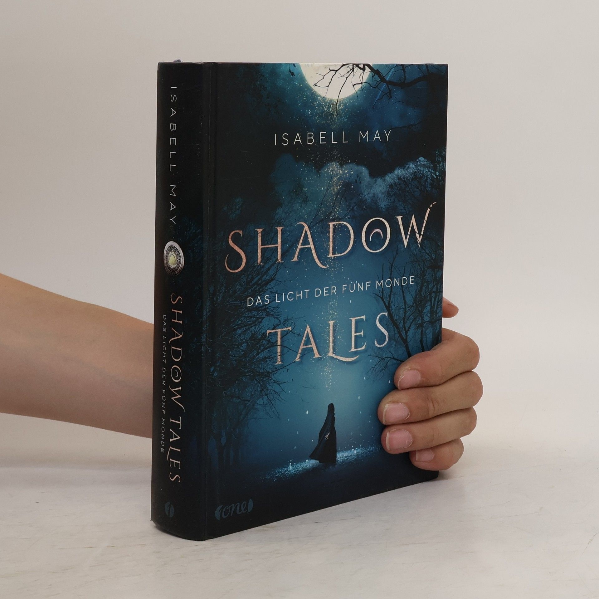 Isabell May Shadow Tales