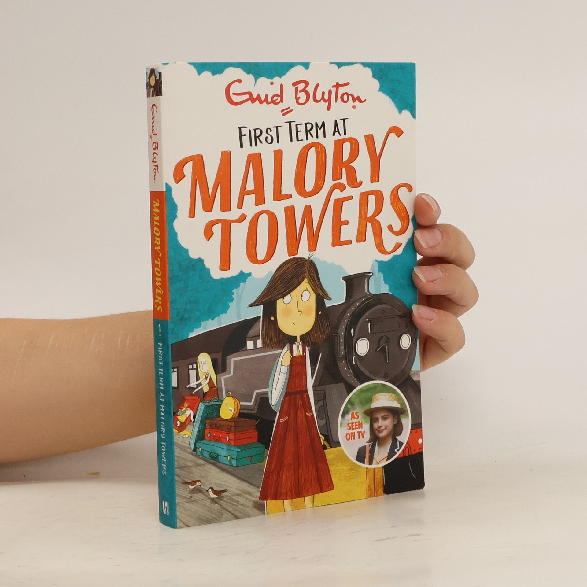 Enid Blyton Malory Towers. First Term