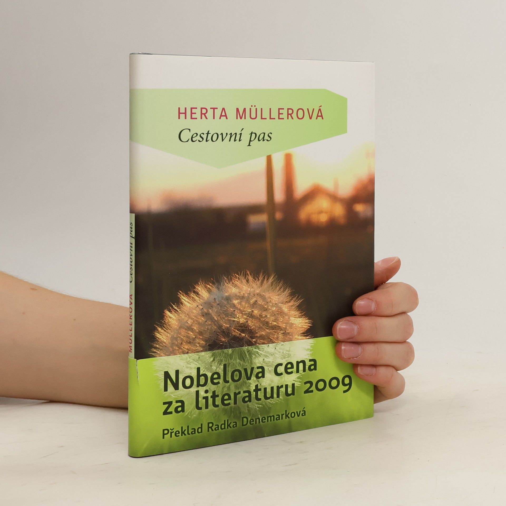 Herta Müllerová Cestovní pas