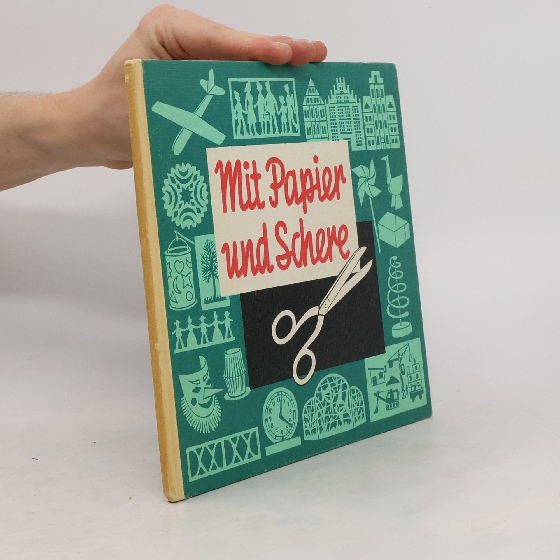 Collective Mit Papier und Schere