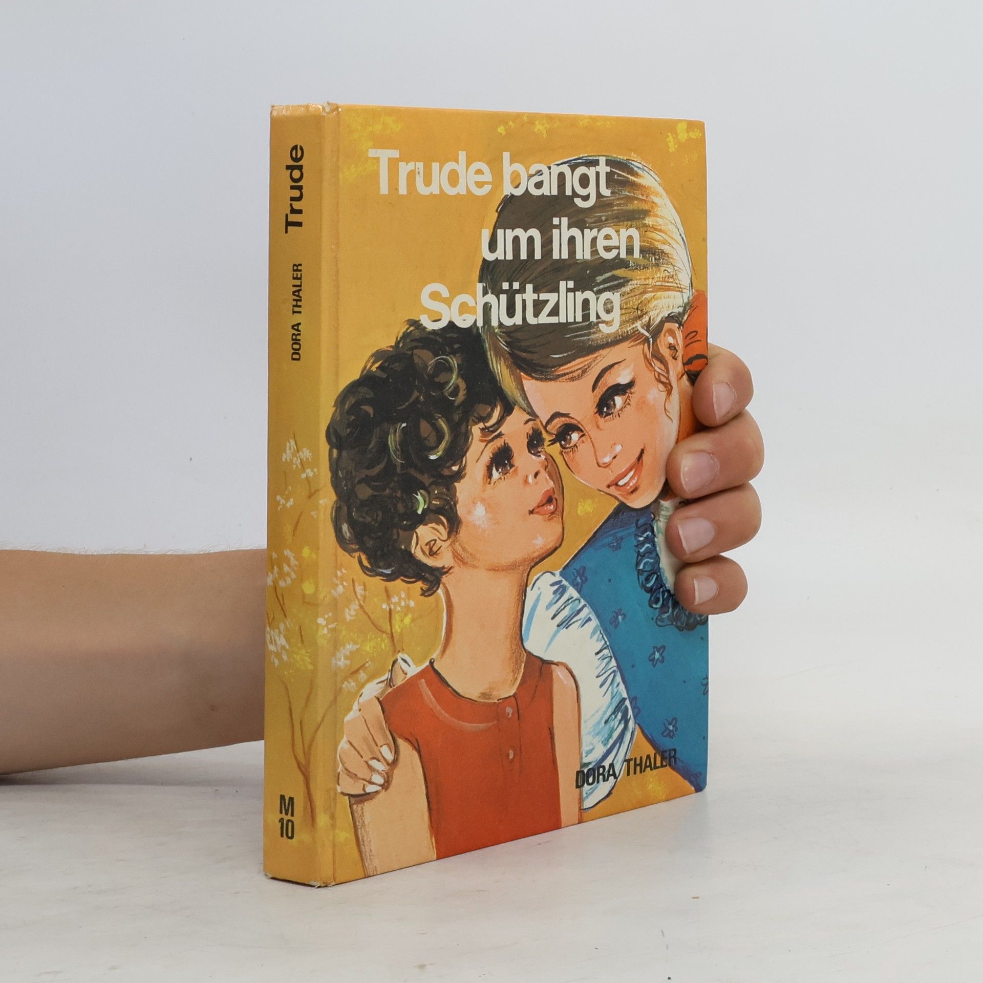 Dora Thaler Trude bangt um ihren Schützling