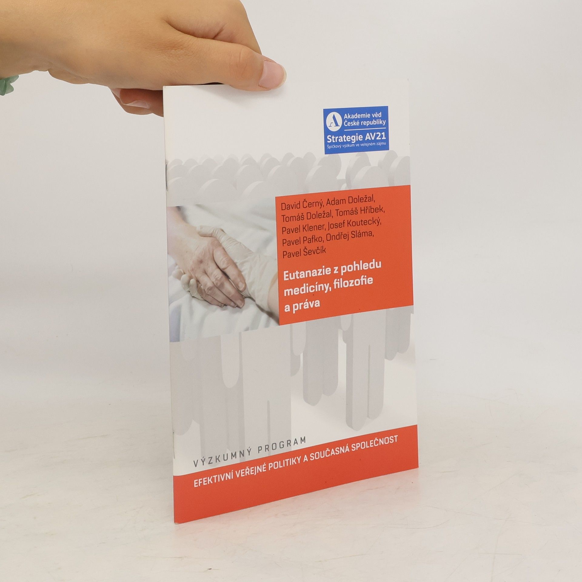 Kolektiv autorů Eutanazie z pohledu medicíny, filozofie a práva