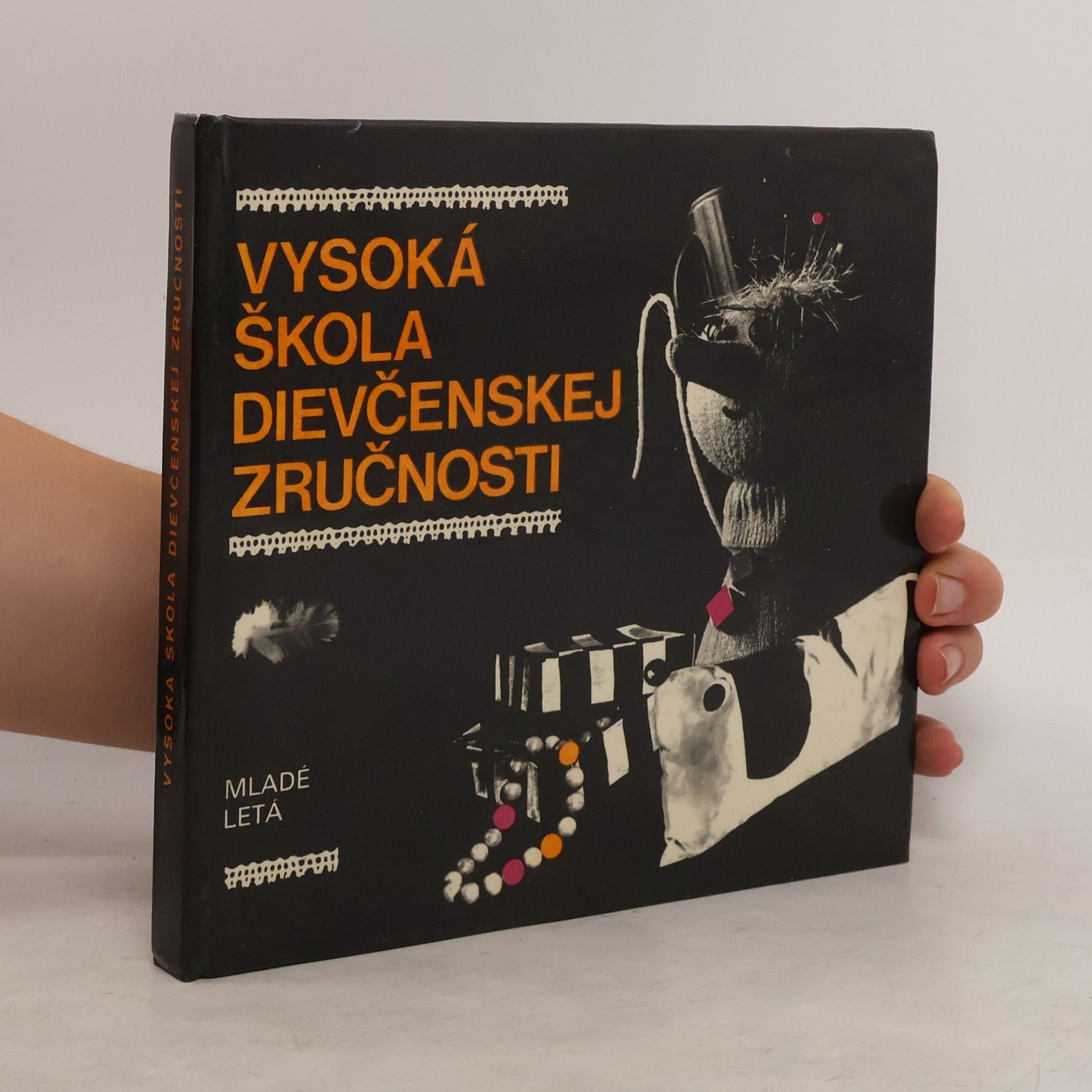 Kveta Dašková Vysoká škola dievčenskej zručnosti