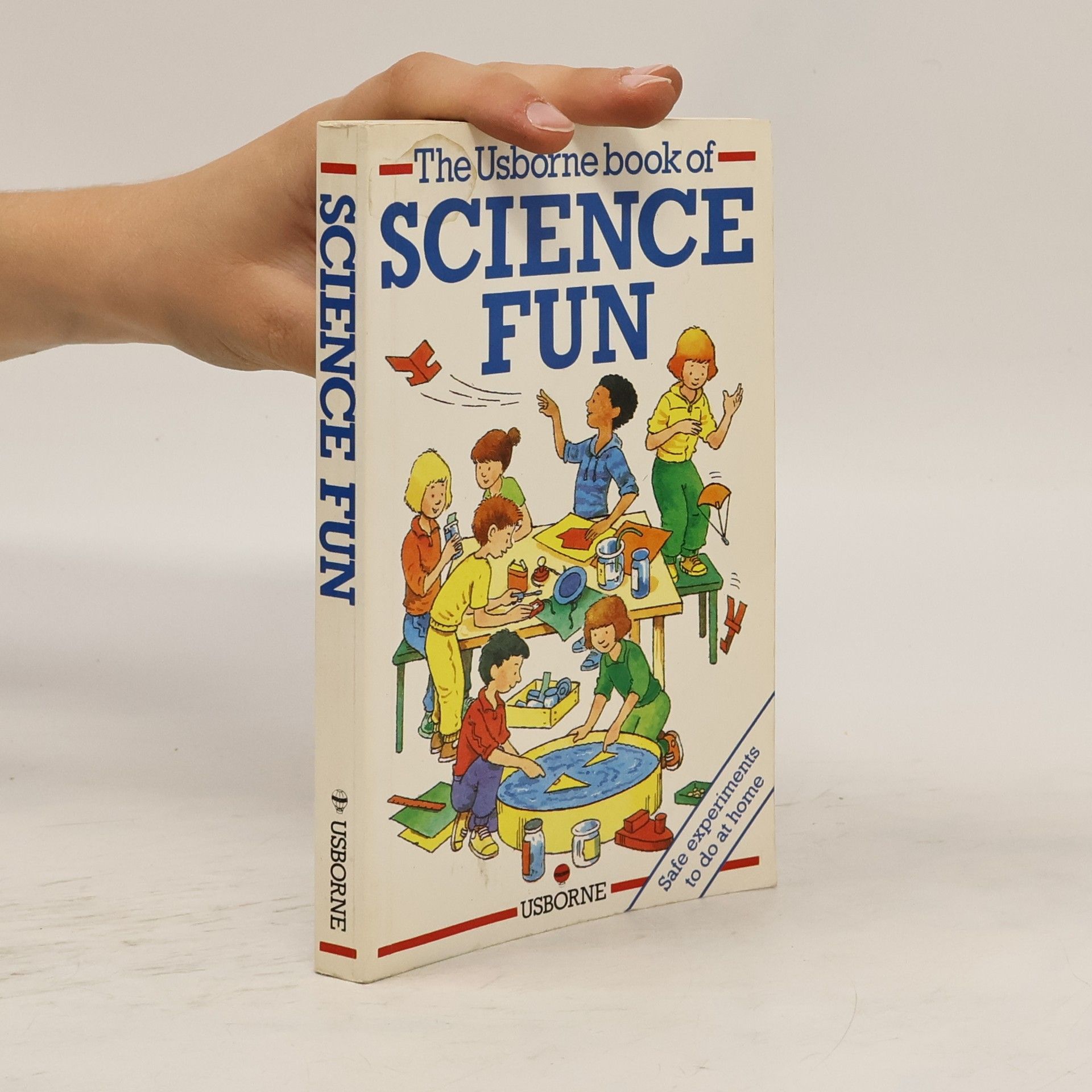 Mary Johnson The Usborne Book of Science Fun