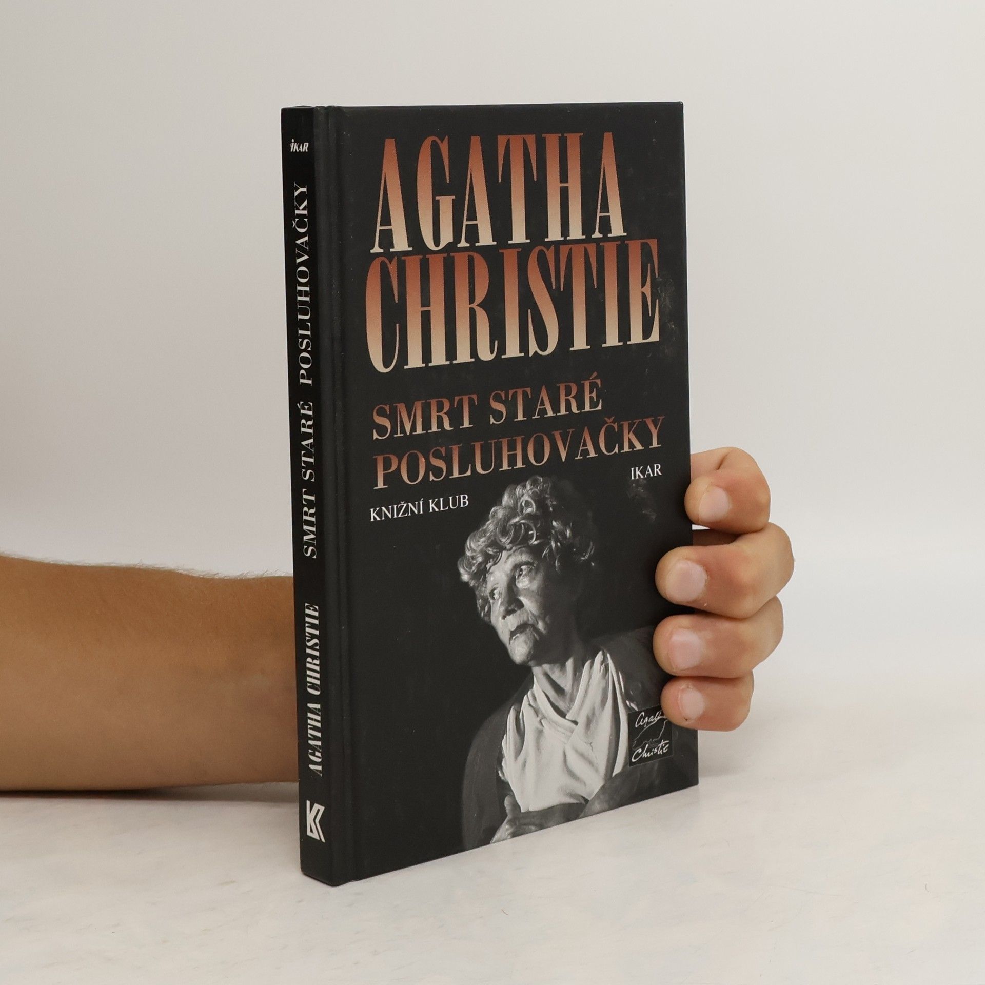 Agatha Christie Smrt staré posluhovačky