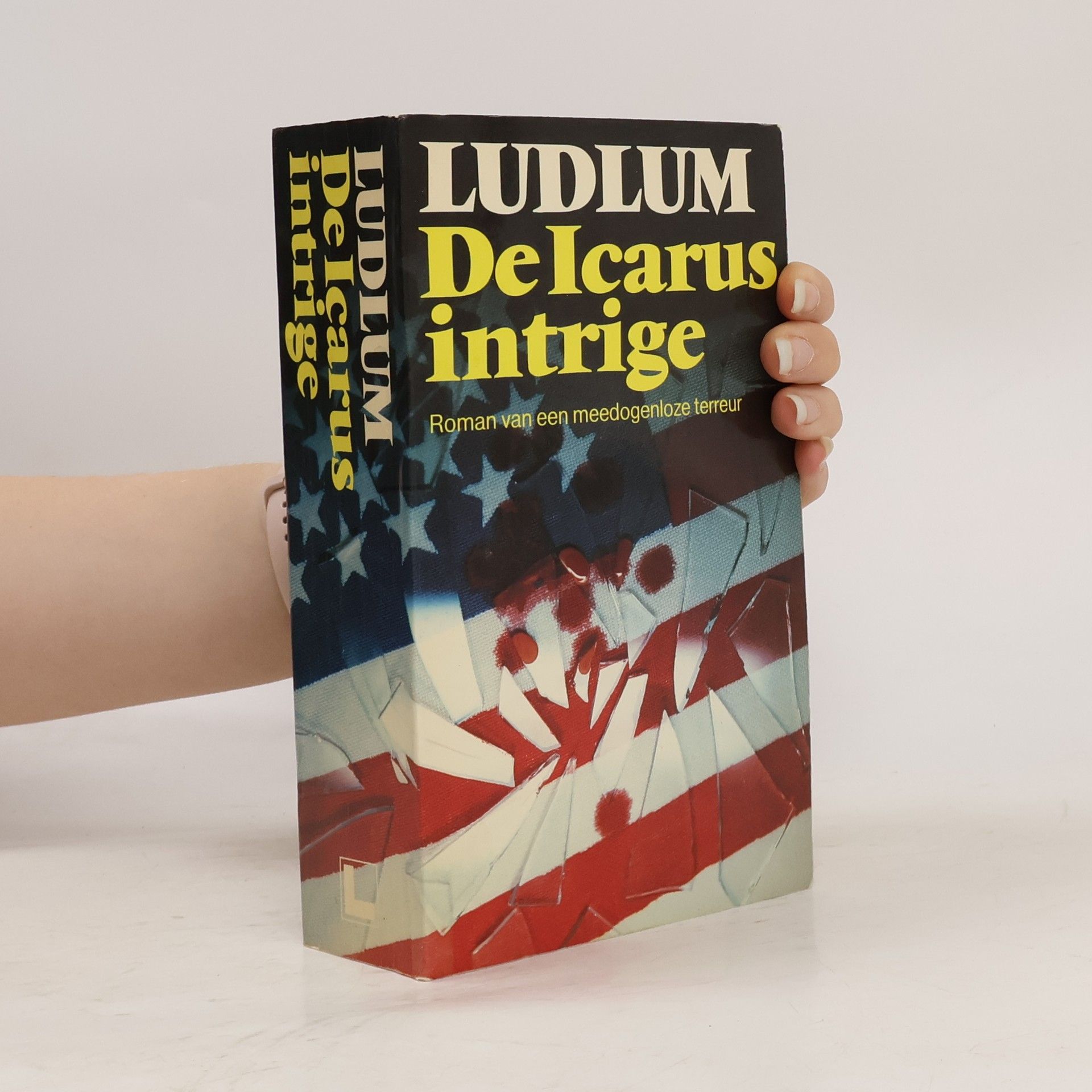 Ludlum De Icarus intrige