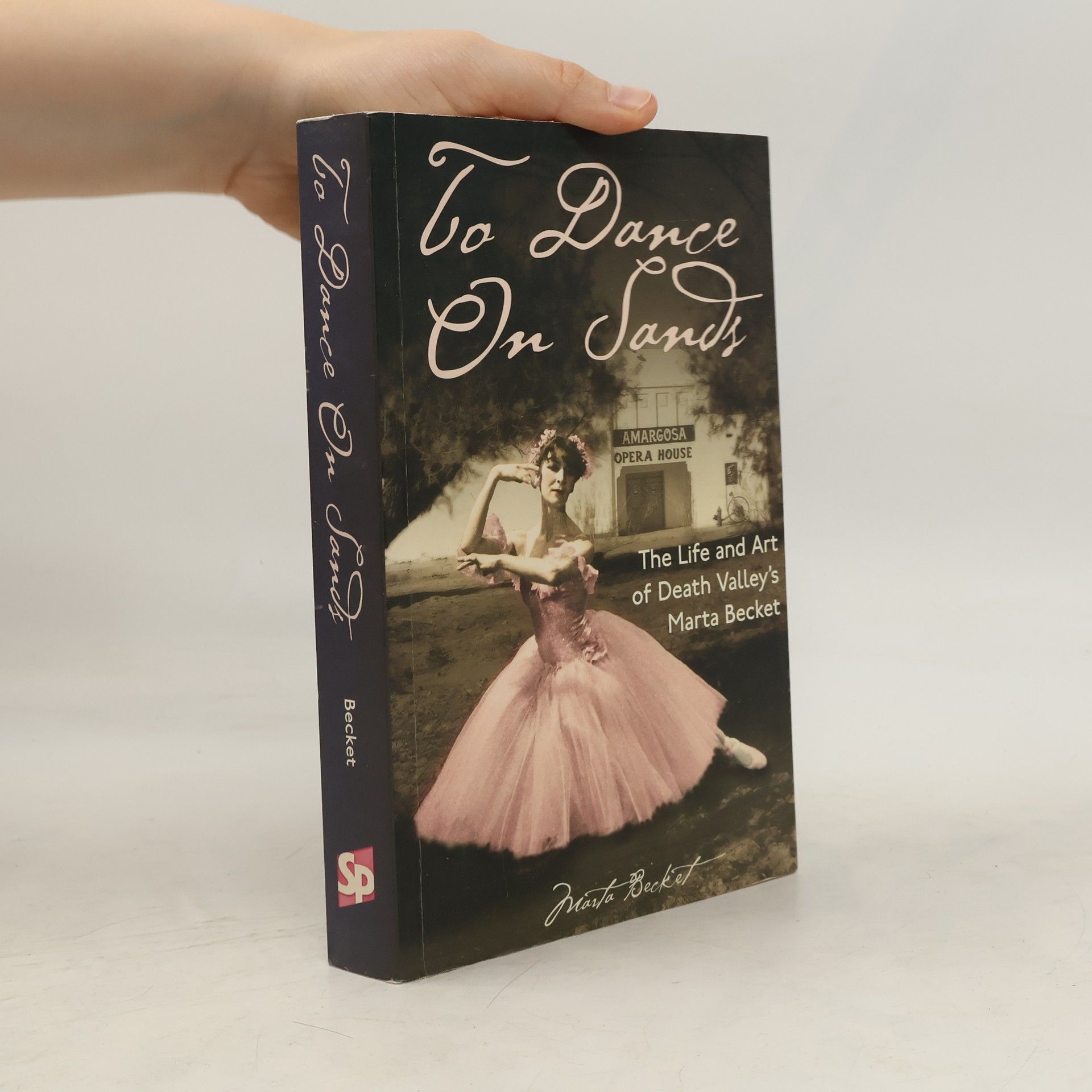 Marta Becket To Dance on Sands