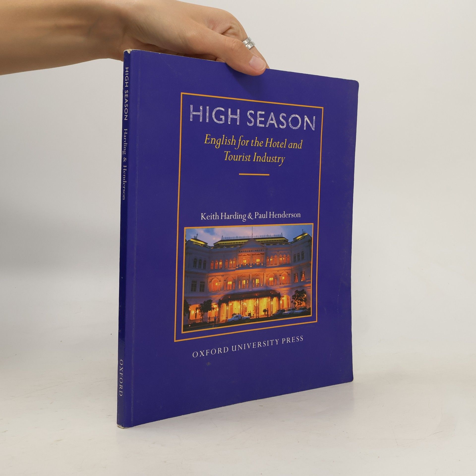 Keith Harding High season : English for the hotel and tourist industry