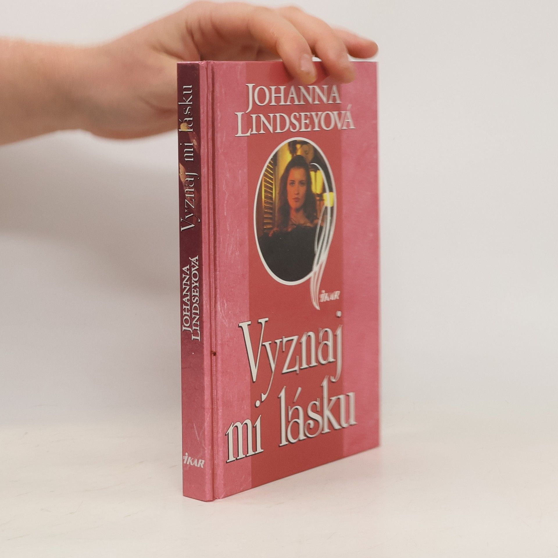 Johana Lindseyová Vyznaj mi lásku