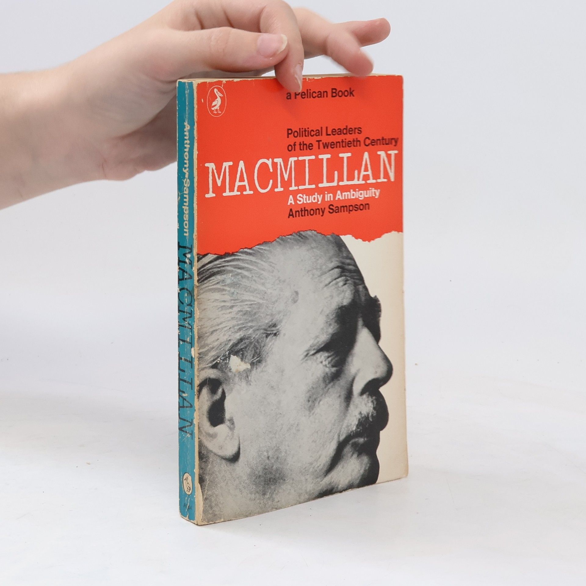 Anthony Sampson Macmillan. A Study in Ambiguity