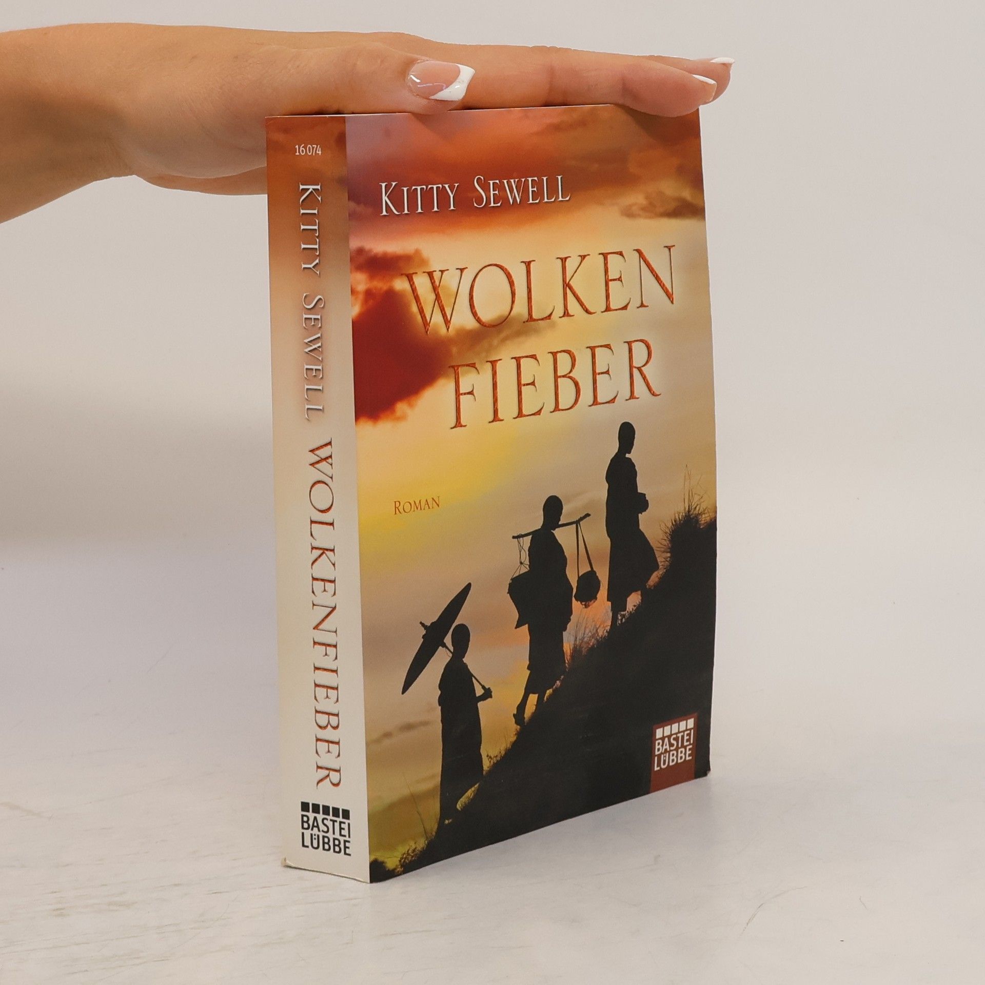 Kitty Sewell Wolkenfieber