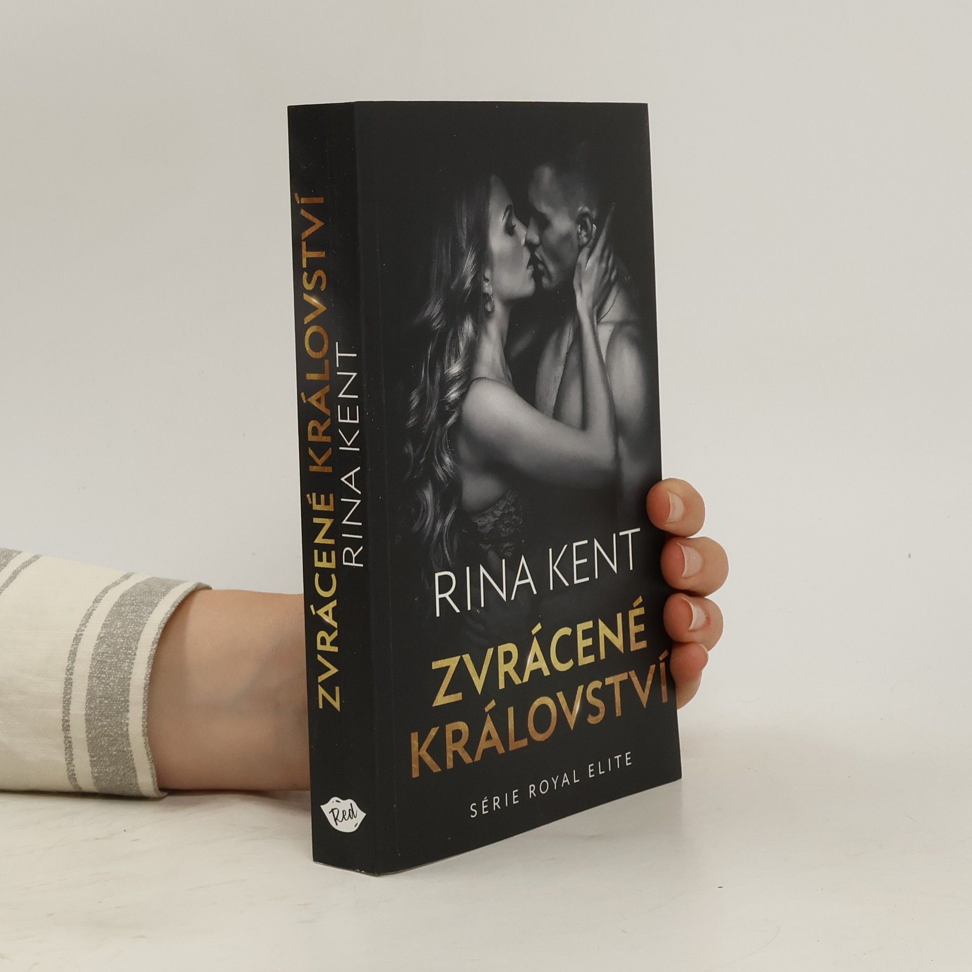Rina Kent Zvrácené království