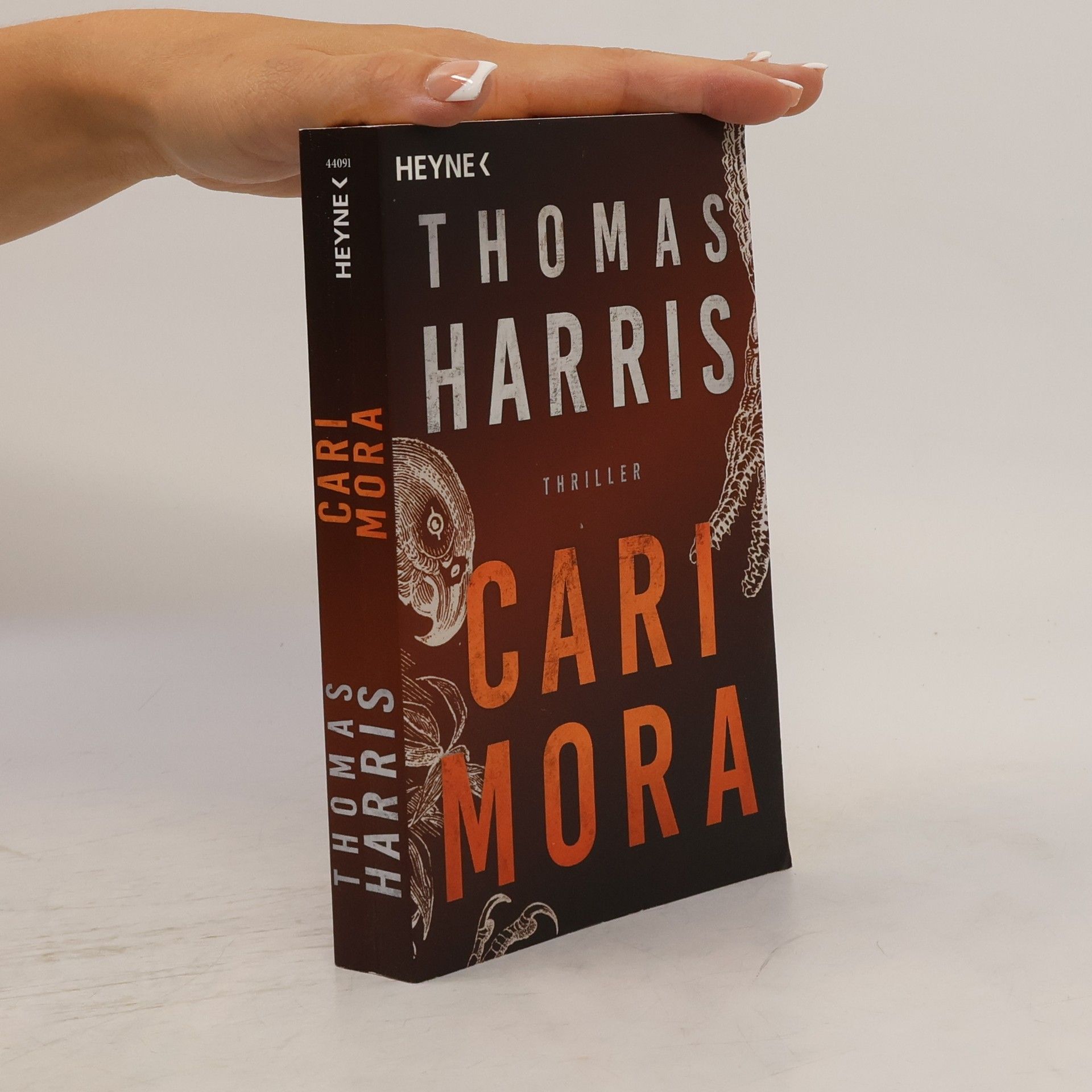 Thomas Harris Cari Mora