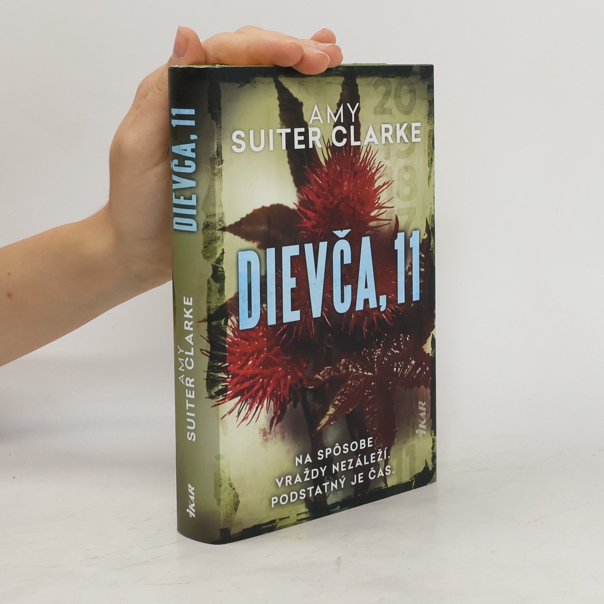 Amy Suiter Clarke Dievča, 11
