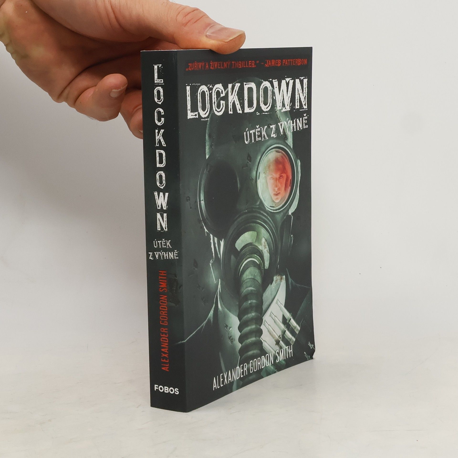 Alexander Gordon Smith Lockdown