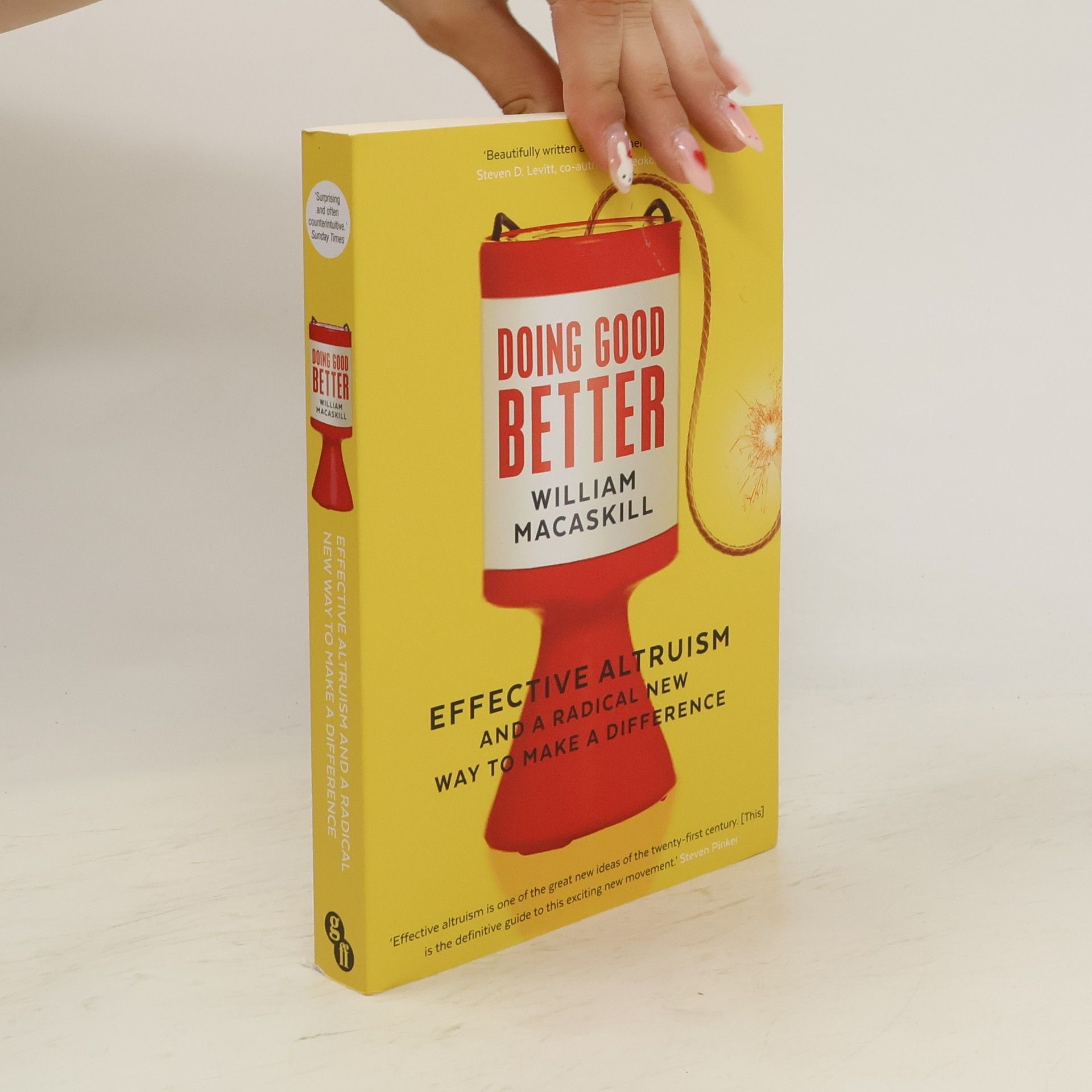 William Macaskill Doing good better: effective altruism and a radical new way to make a difference